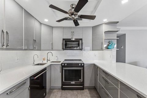 Tiny photo for 1027 Farnham O #1027, Deerfield Beach, FL 33442 (MLS # B26023120)
