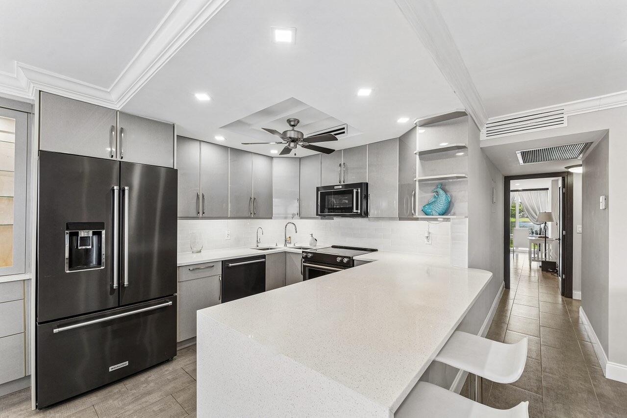 FARNHAM O CONDO - Residential
