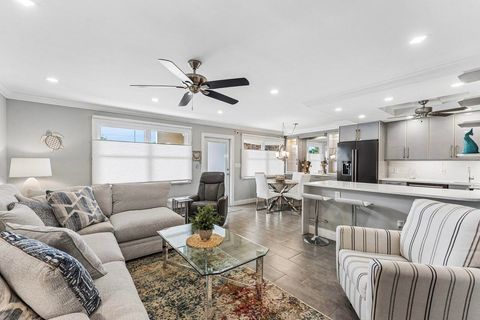Tiny photo for 1027 Farnham O #1027, Deerfield Beach, FL 33442 (MLS # B26023120)