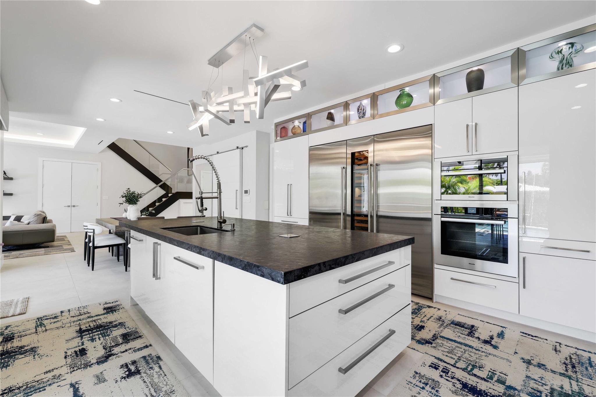 BOCA HARBOUR - Residential