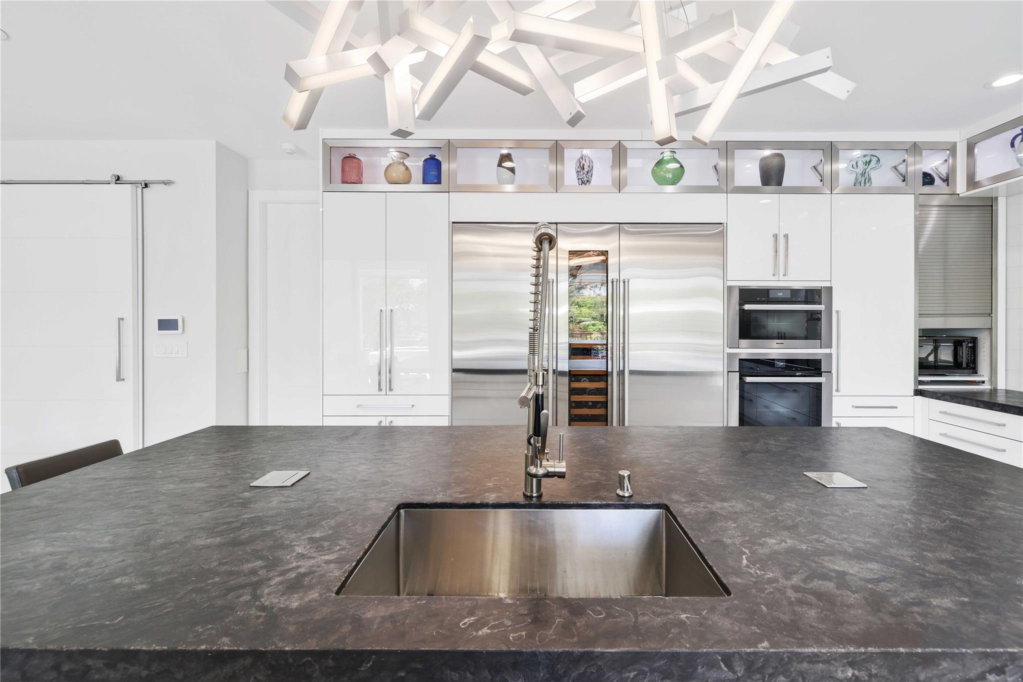 BOCA HARBOUR - Residential