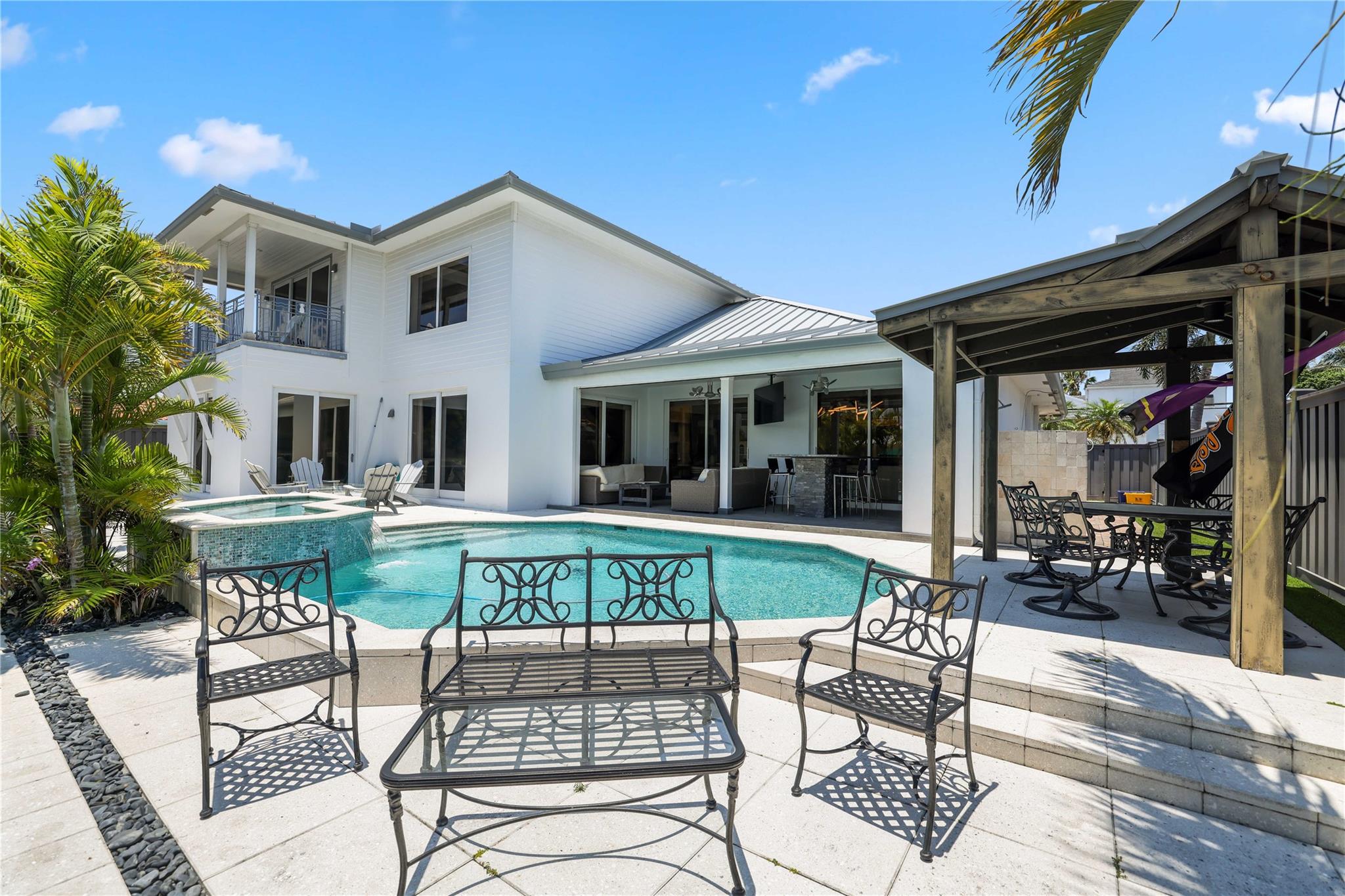 BOCA HARBOUR - Residential