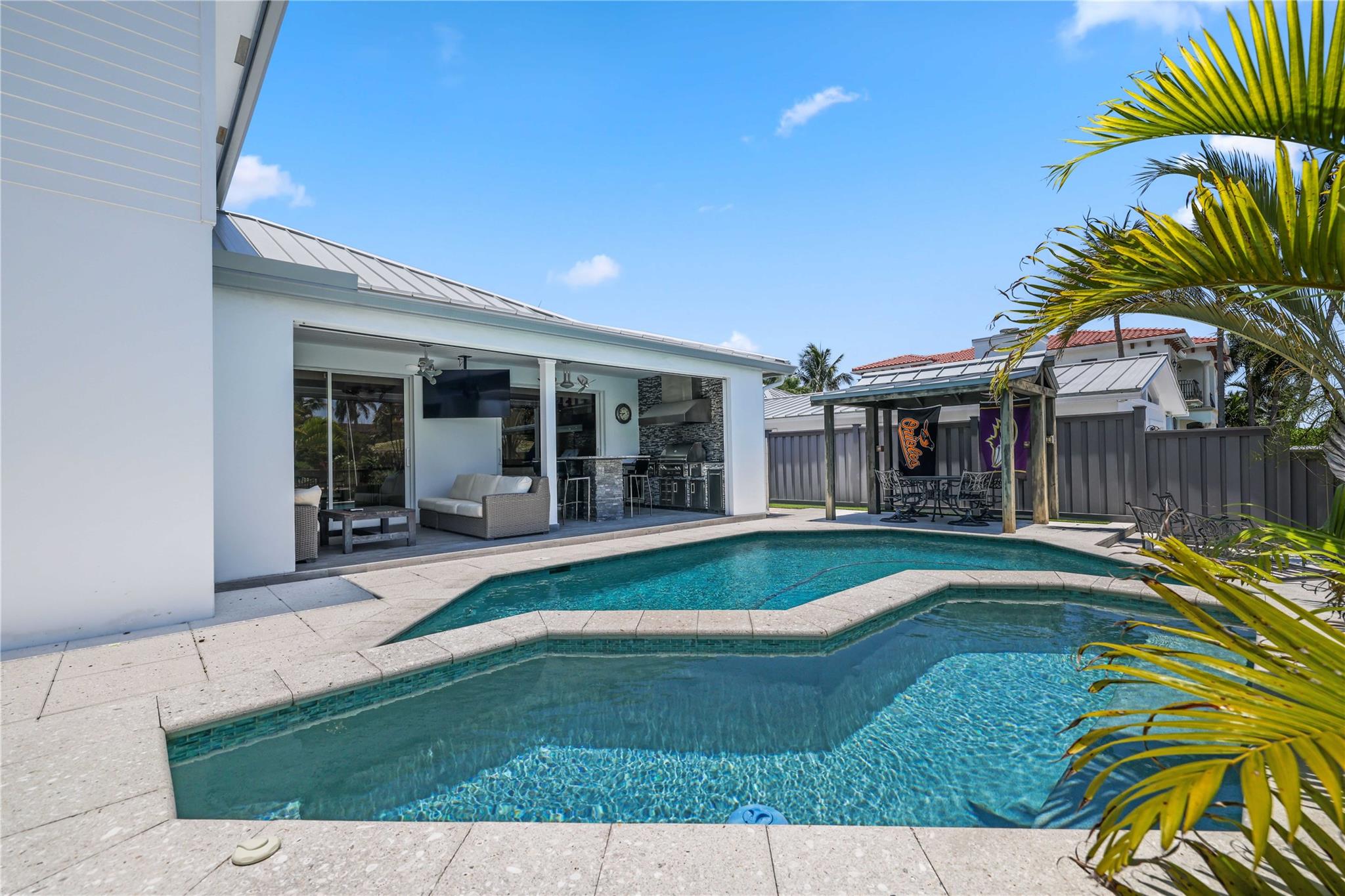 BOCA HARBOUR - Residential