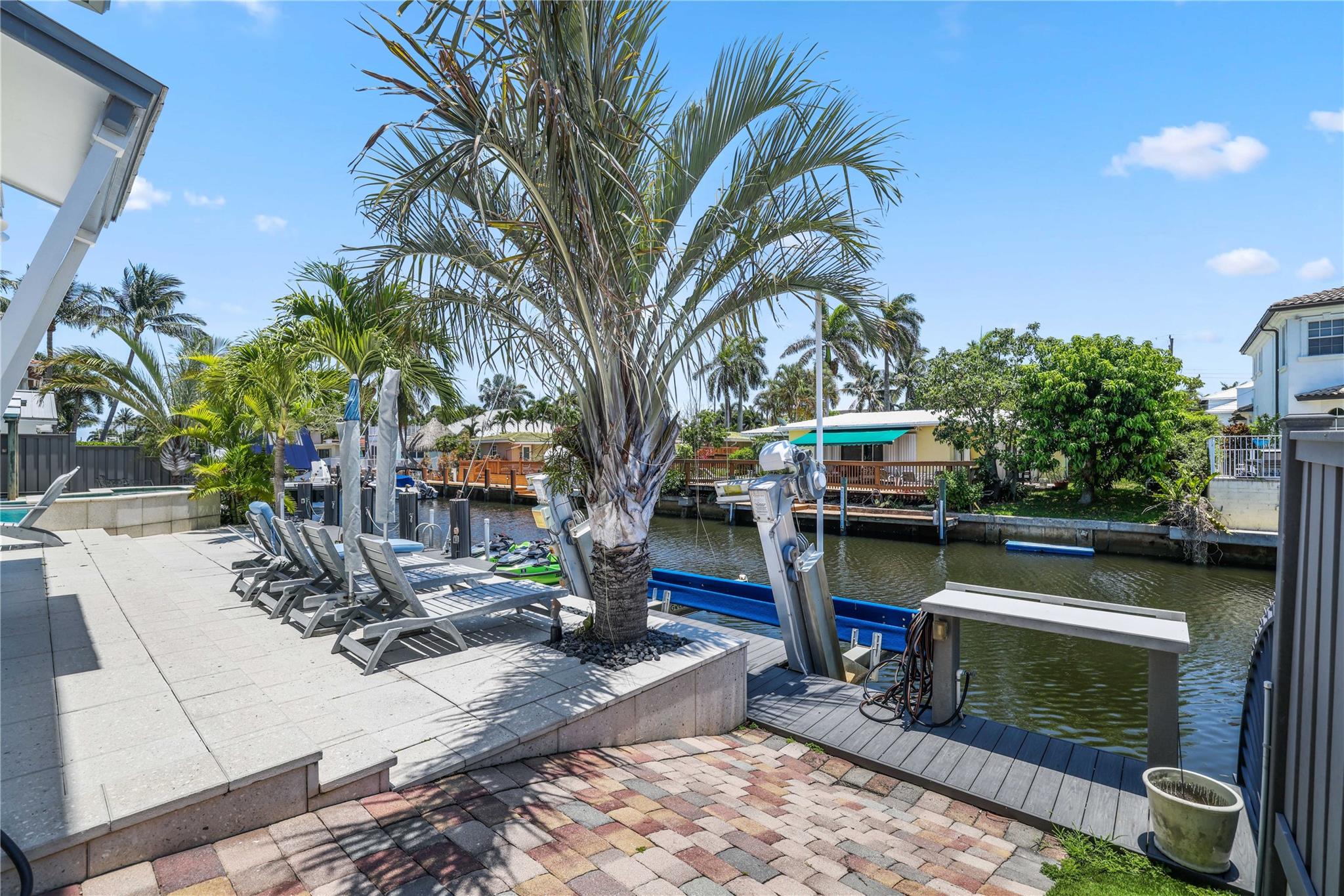 BOCA HARBOUR - Residential