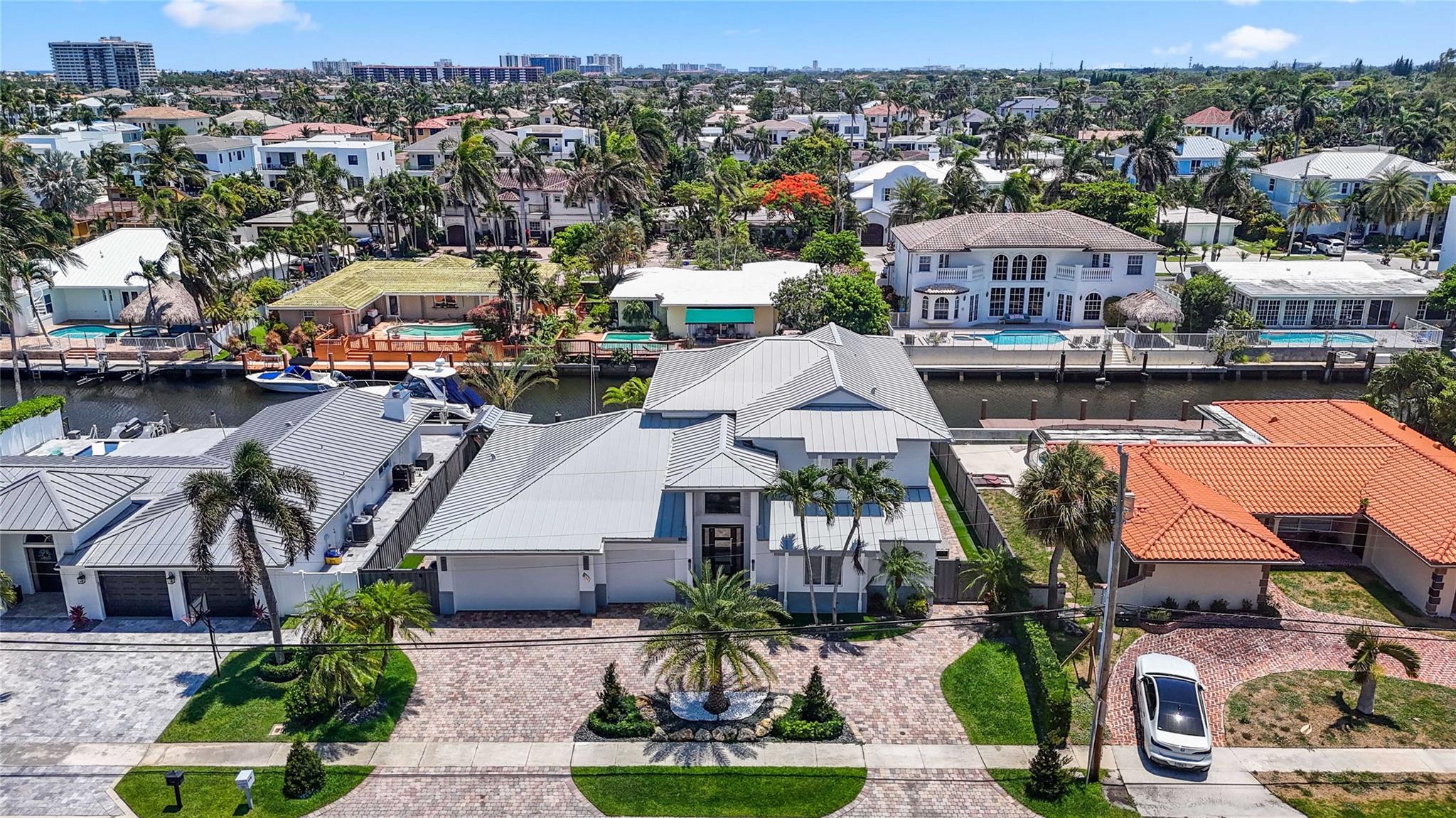 BOCA HARBOUR - Residential