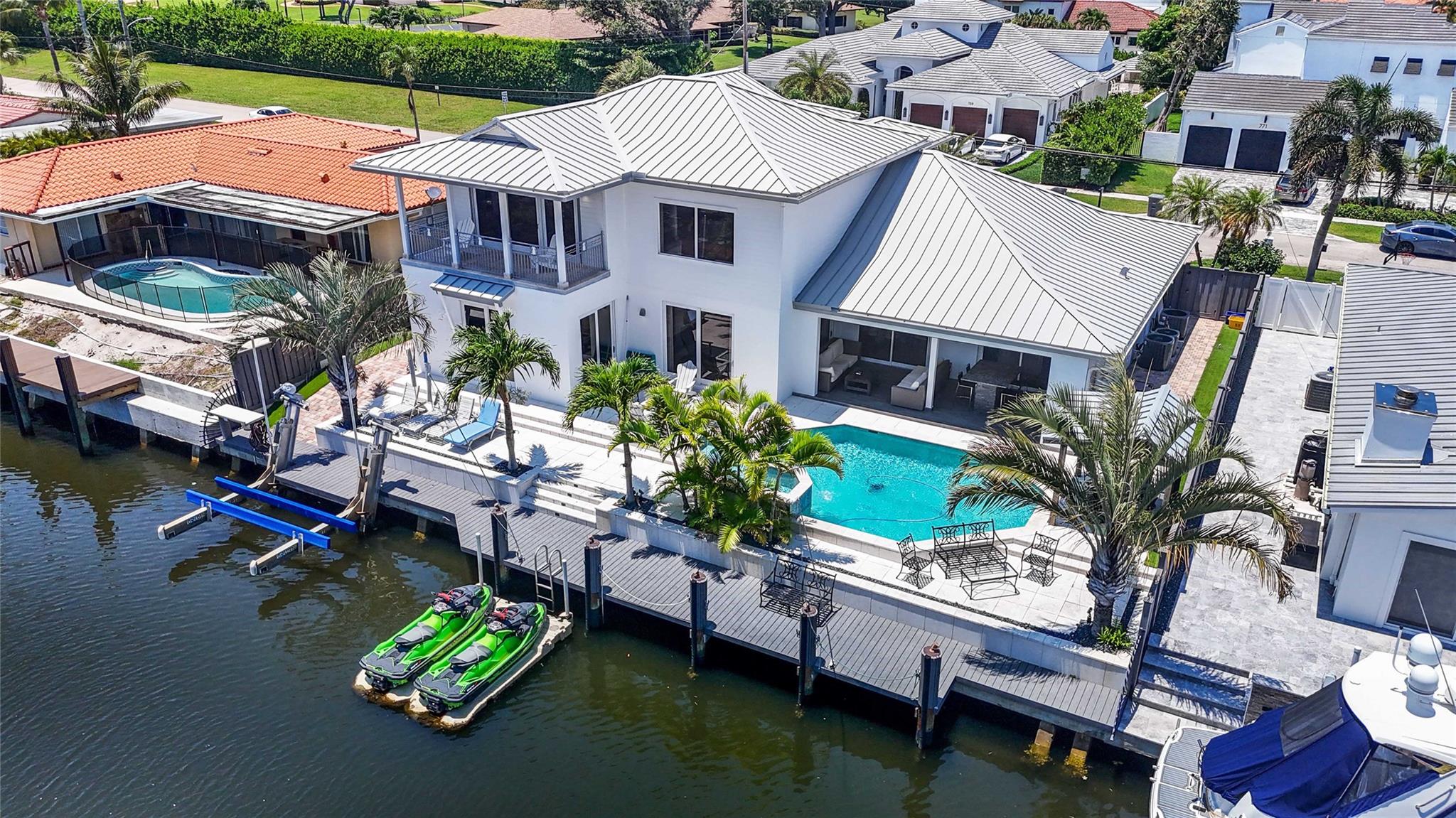 BOCA HARBOUR - Residential