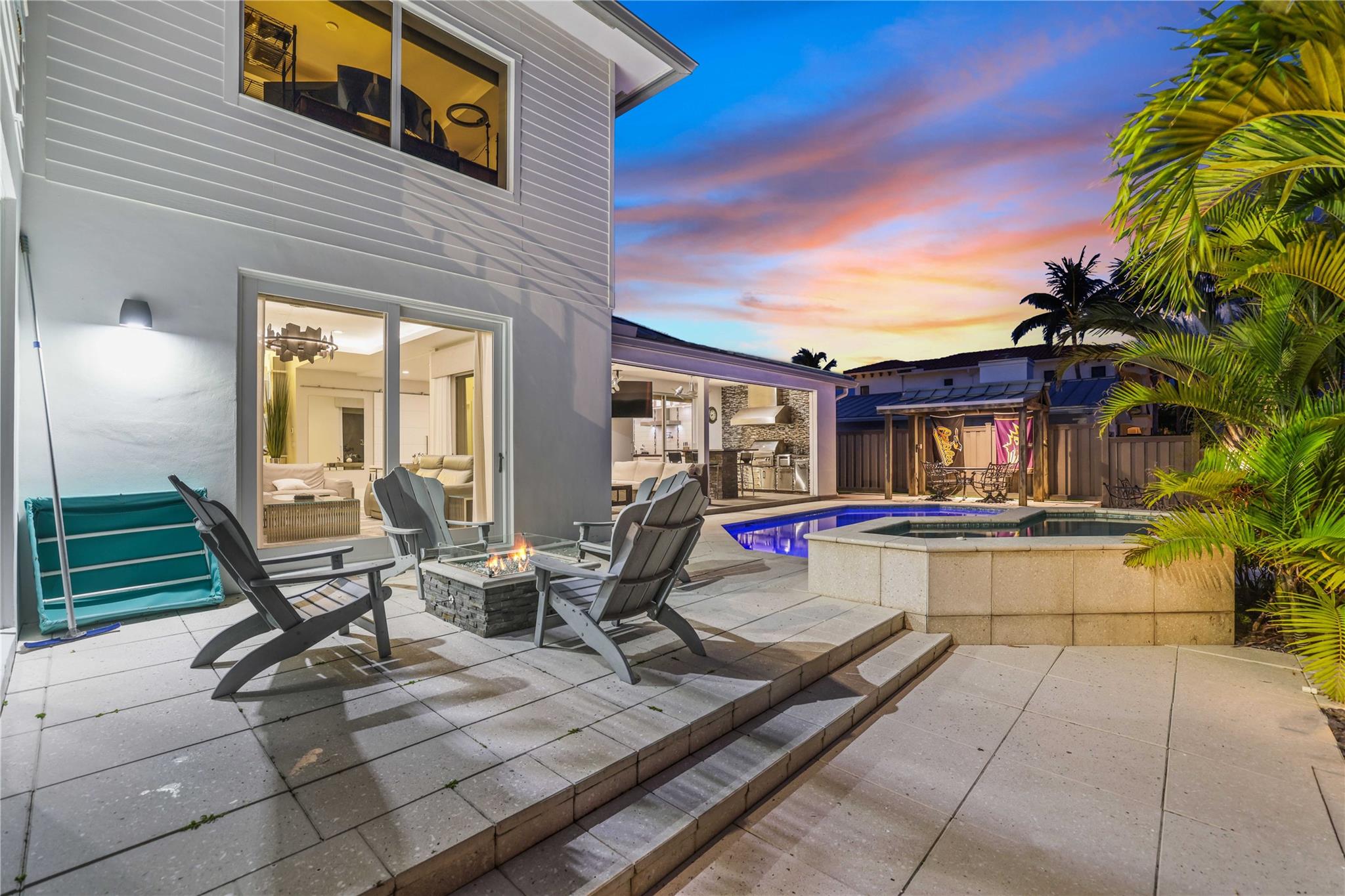 BOCA HARBOUR - Residential