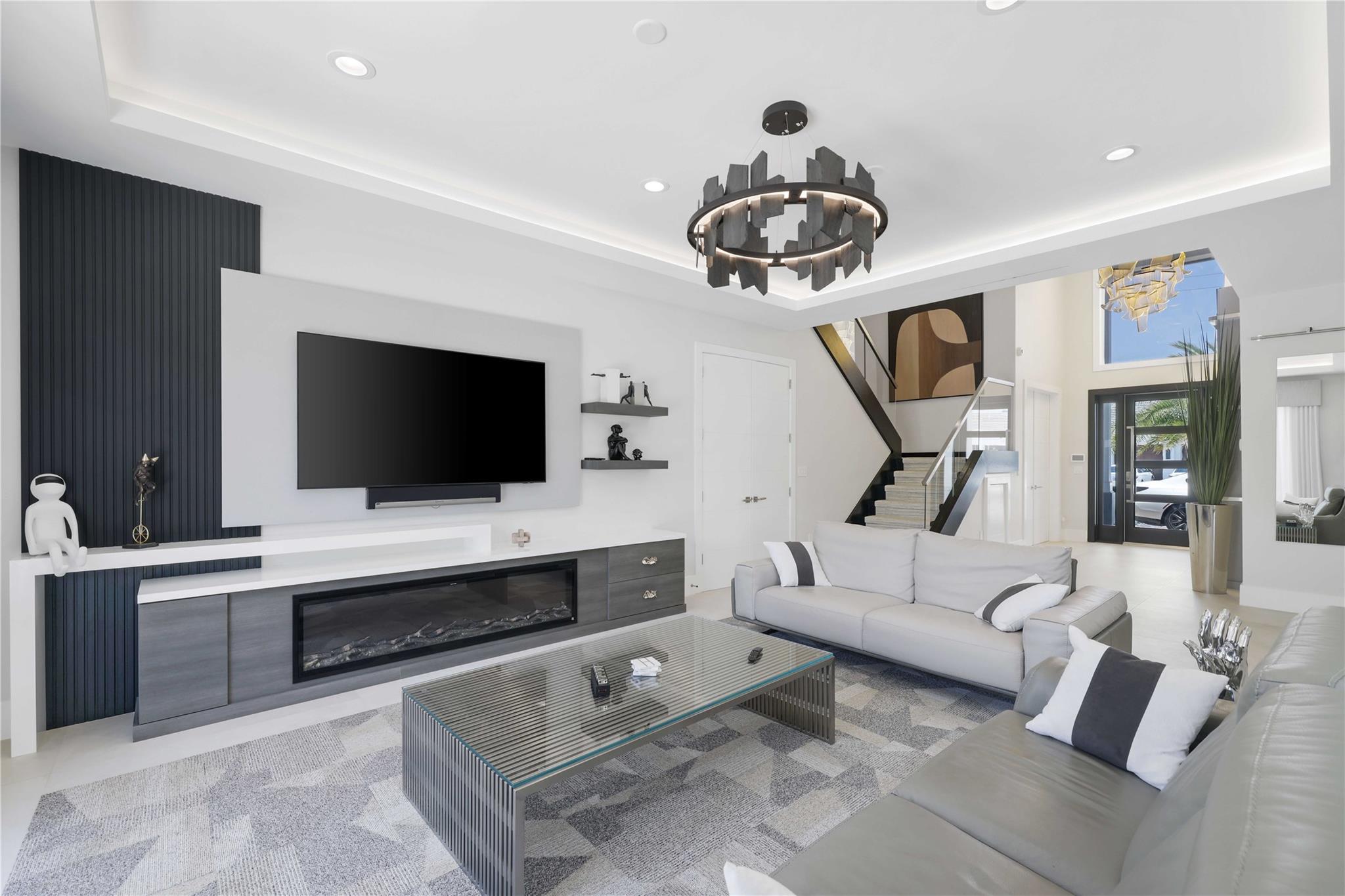 BOCA HARBOUR - Residential