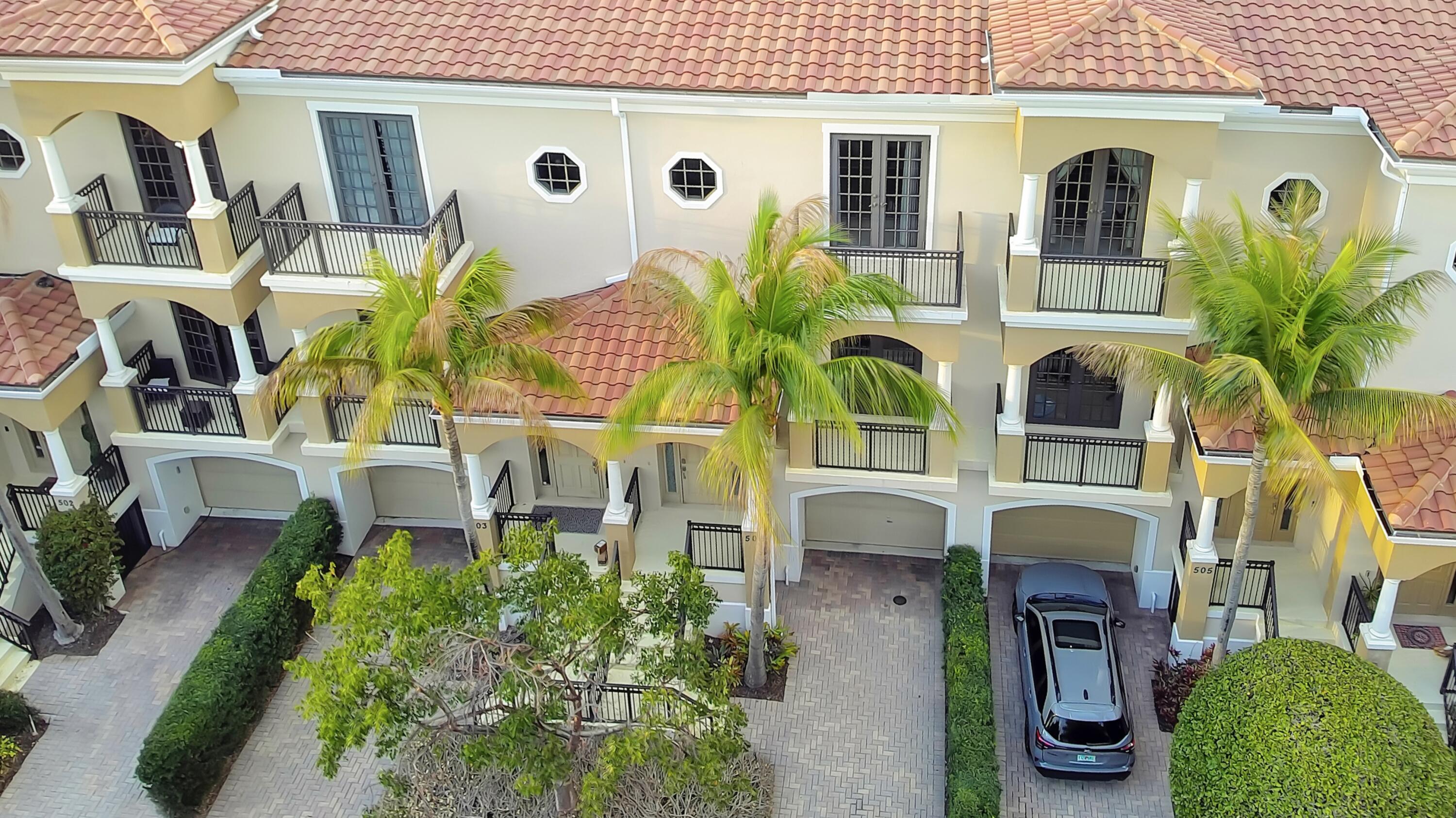 CASA DEL SOL OF TEQUESTA - Residential