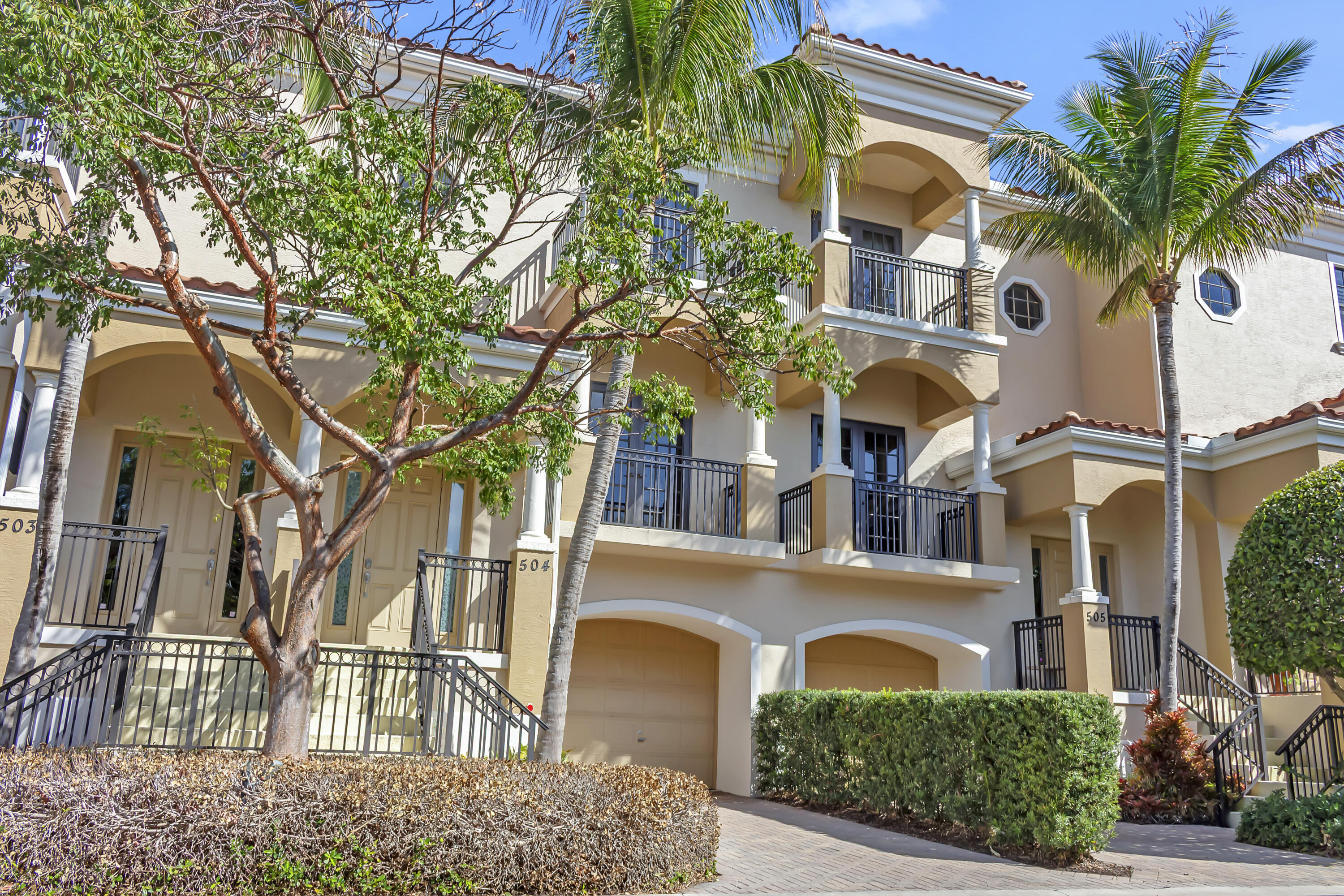 CASA DEL SOL OF TEQUESTA - Residential