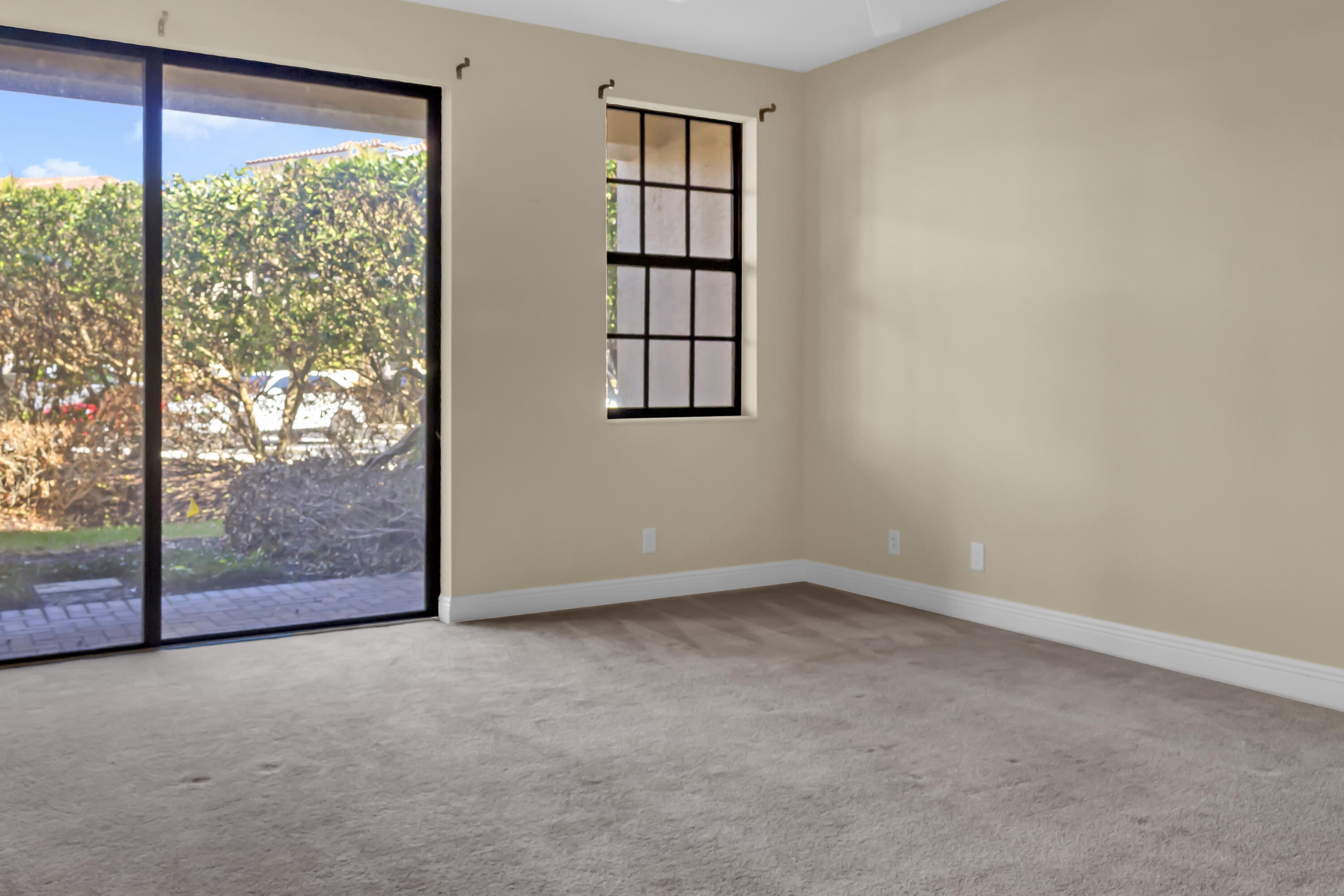 CASA DEL SOL OF TEQUESTA - Residential