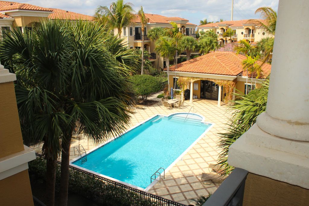 Photo of 504 Del Sol Circle, Tequesta, FL 33469 (MLS # R11165166)