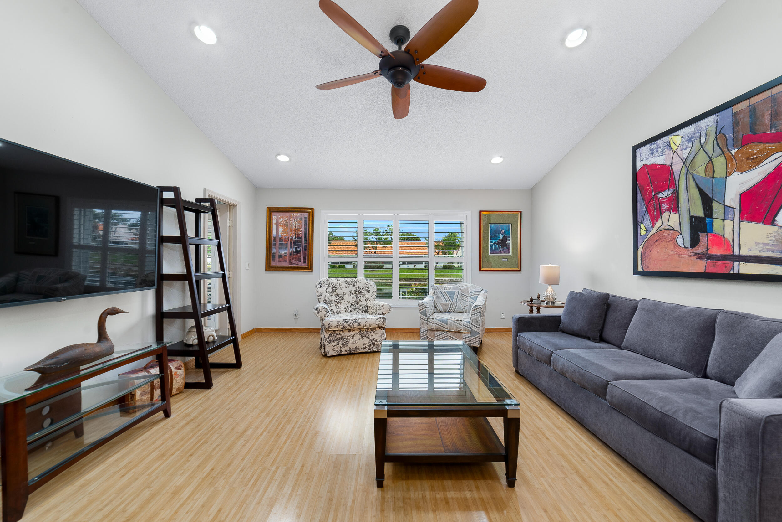 FLORAL LAKES 1 - Residential