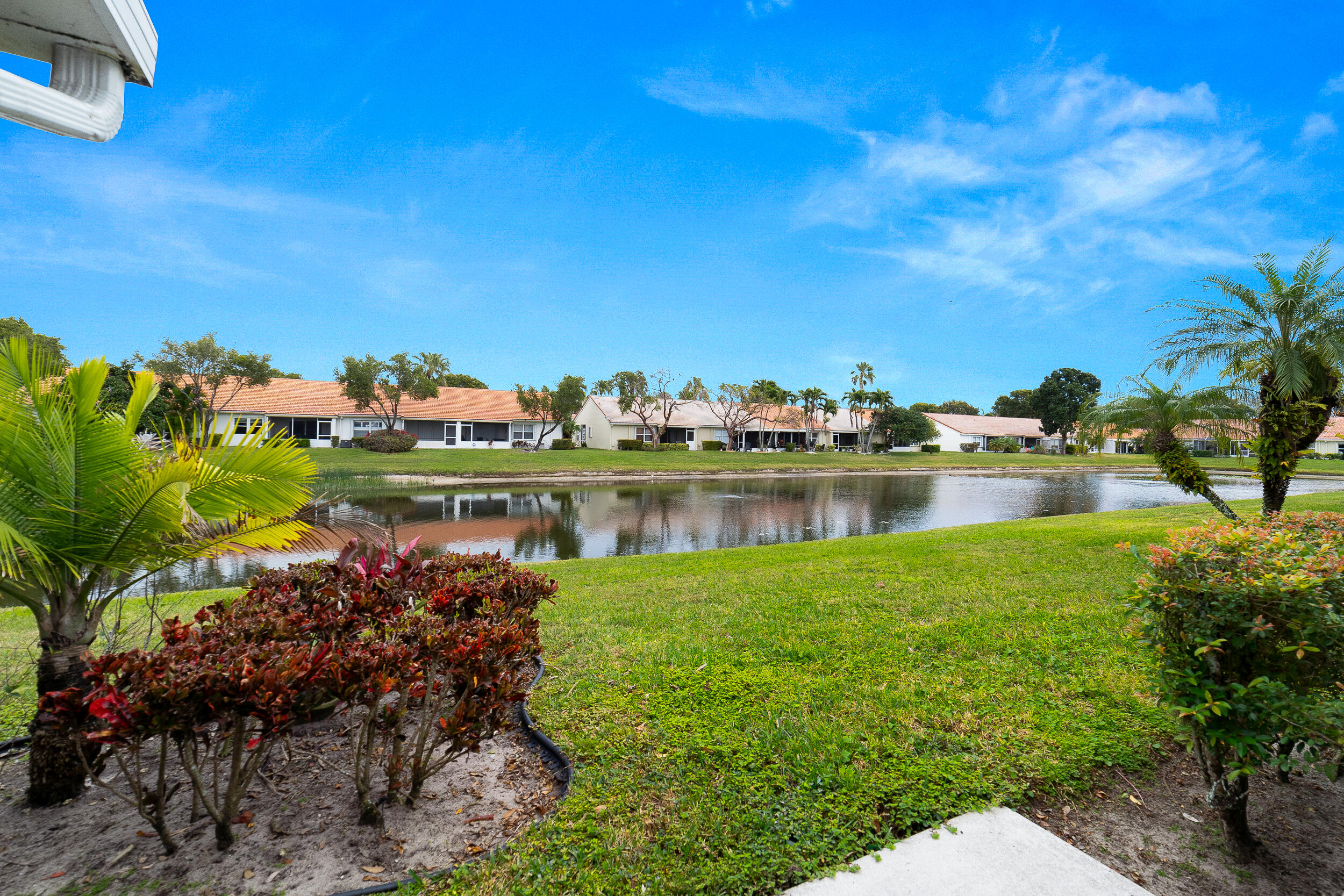 FLORAL LAKES 1 - Residential