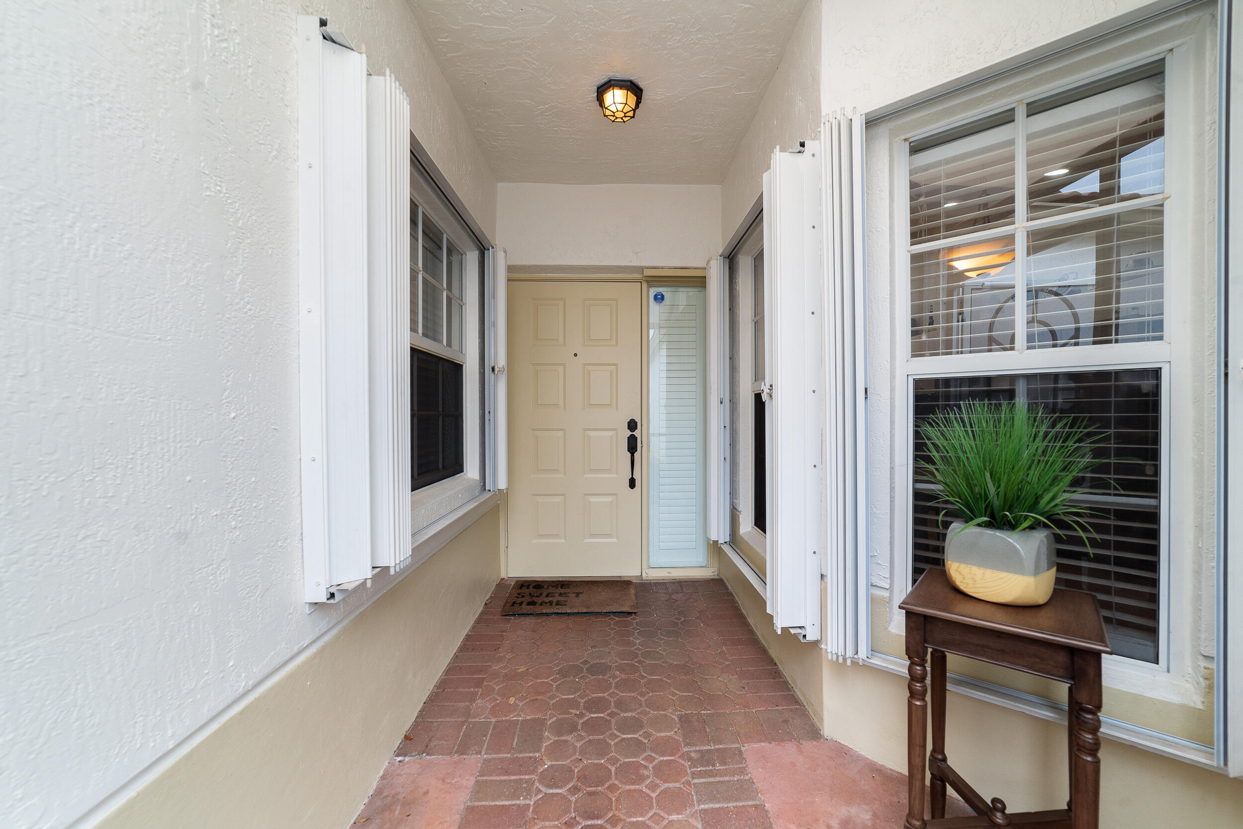 FLORAL LAKES 1 - Residential