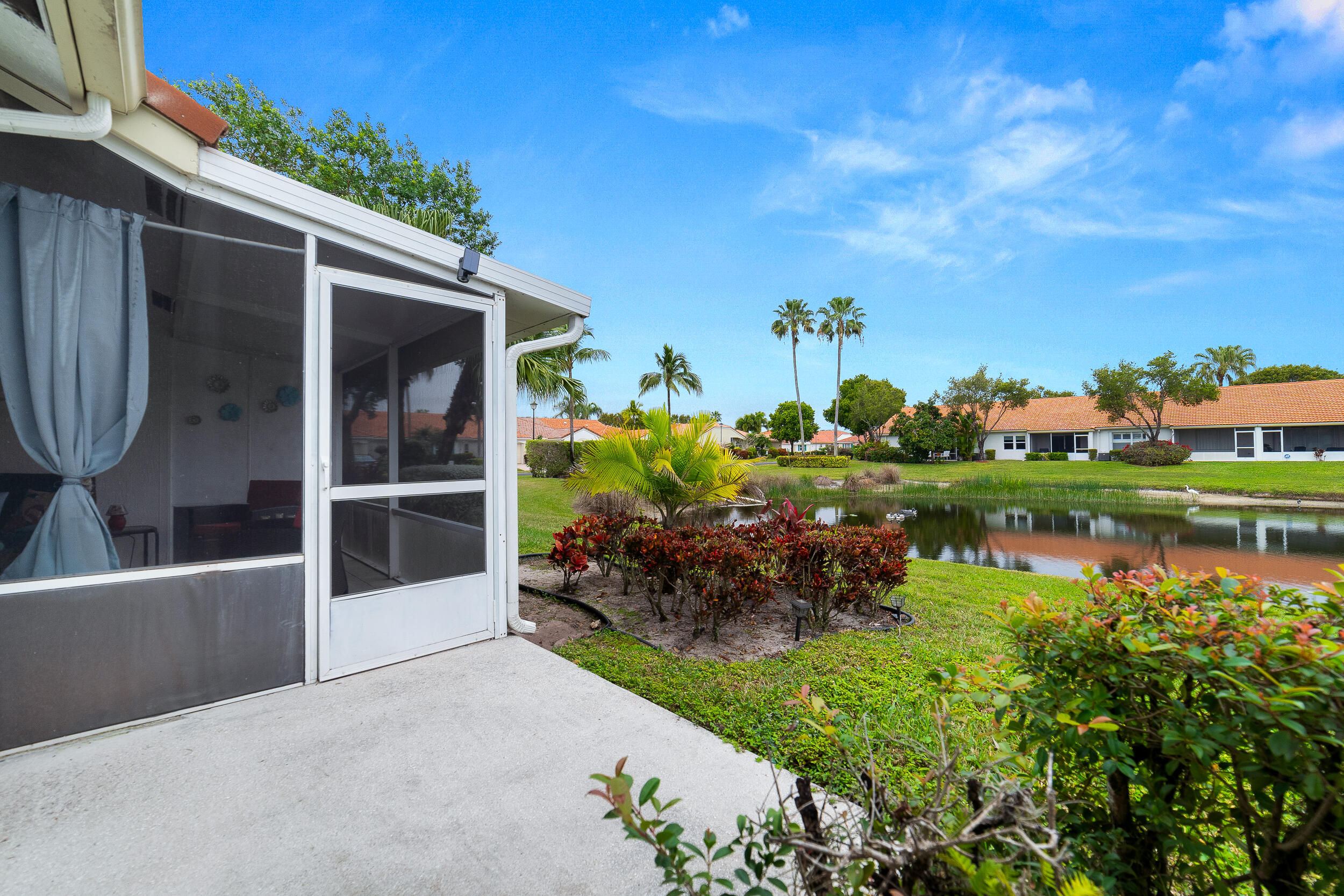 FLORAL LAKES 1 - Residential