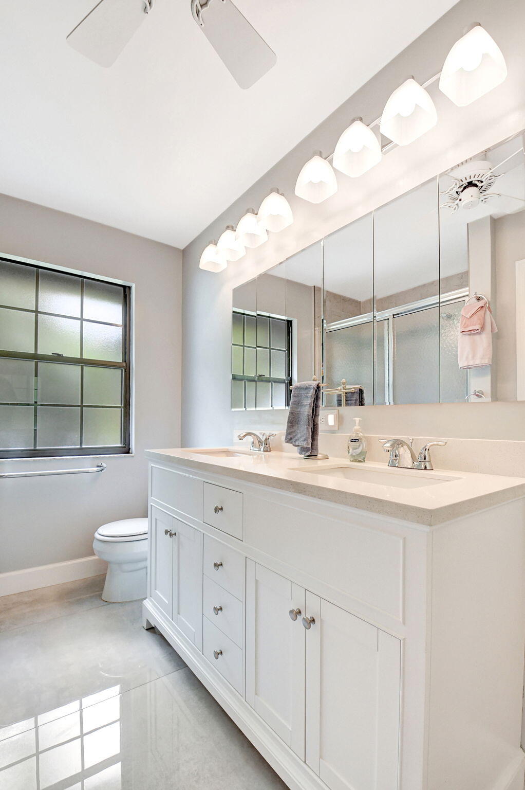 WOODSIDE 2 - Residential Lease