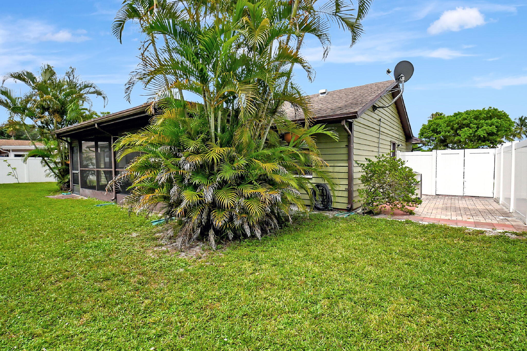 WOODSIDE 2 - Residential Lease