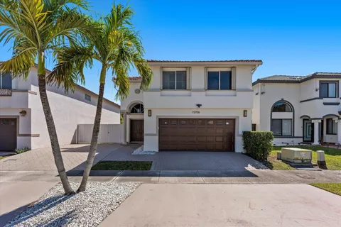 15706 SW 90th Terrace, Miami, FL MLS: R11071165