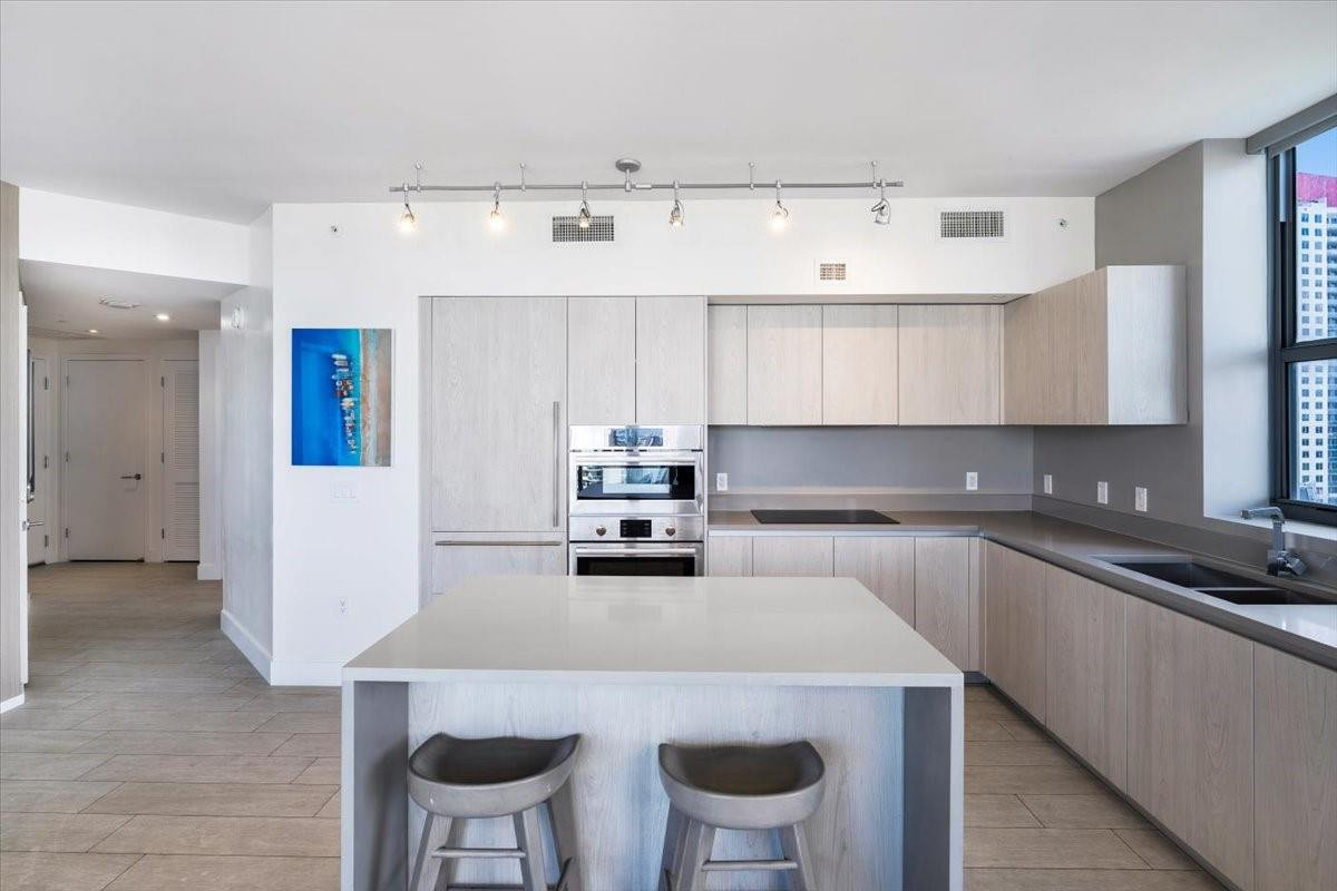 Hyde Beach House - Residential