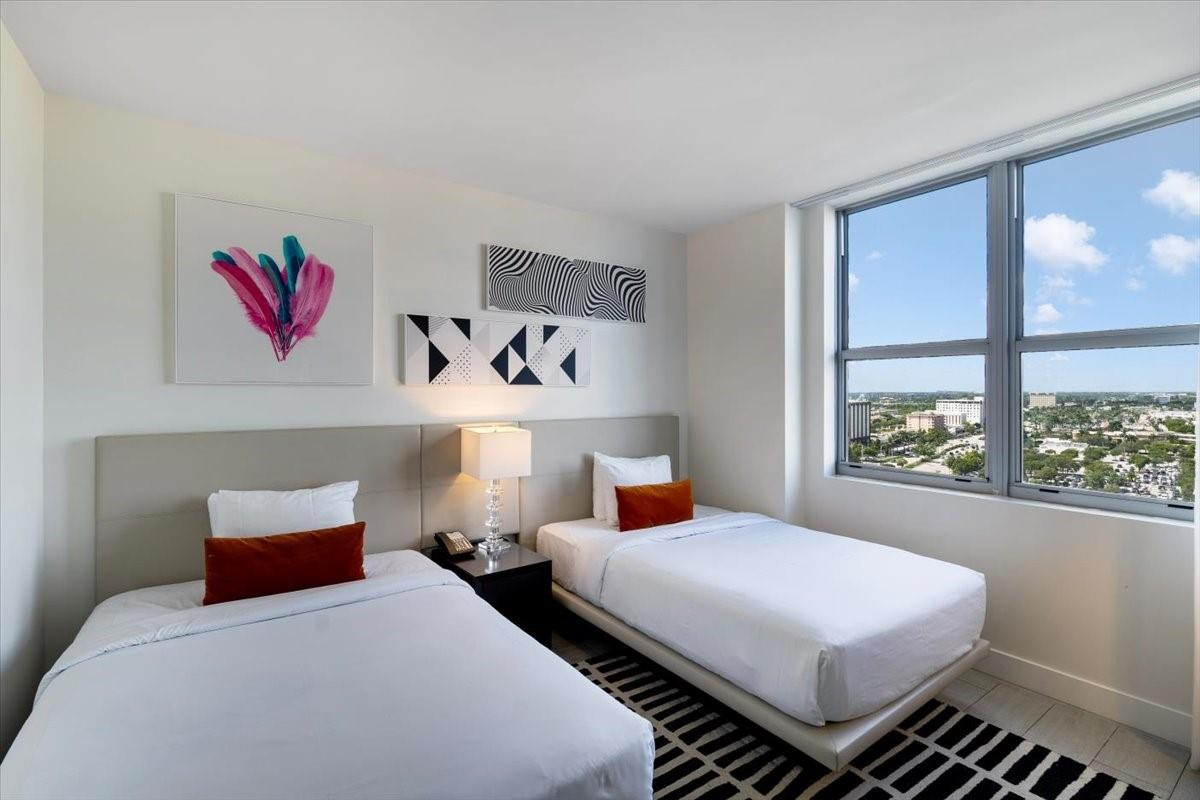 Hyde Beach House - Residential