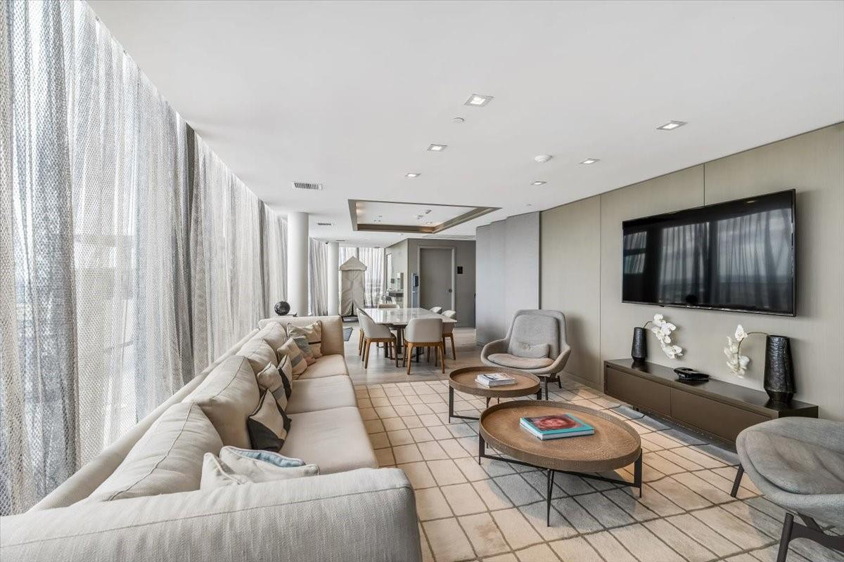 Hyde Beach House - Residential