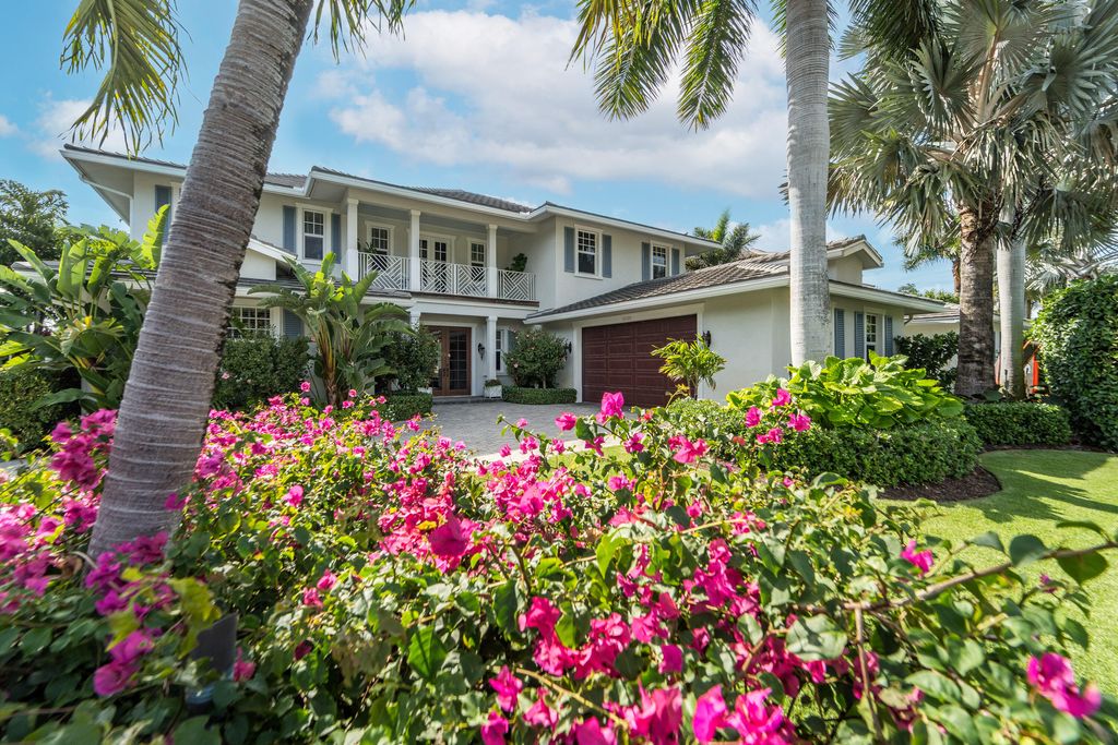 Photo of 2520 Estates Drive, North Palm Beach, FL 33410 (MLS # B26019137)