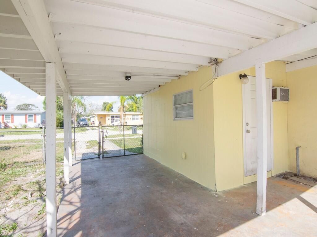 Photo of 104 SE El Sito Court, Port Saint Lucie, FL 34952 (MLS # R11028505)