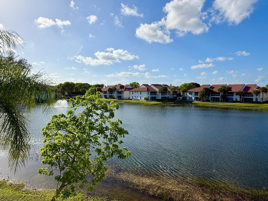 Photo of 273 Cypress Point Drive, Palm Beach Gardens, FL 33418 (MLS # B26003536)