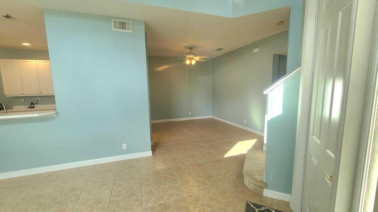TRADITION PLAT NO 8 - Residential Lease