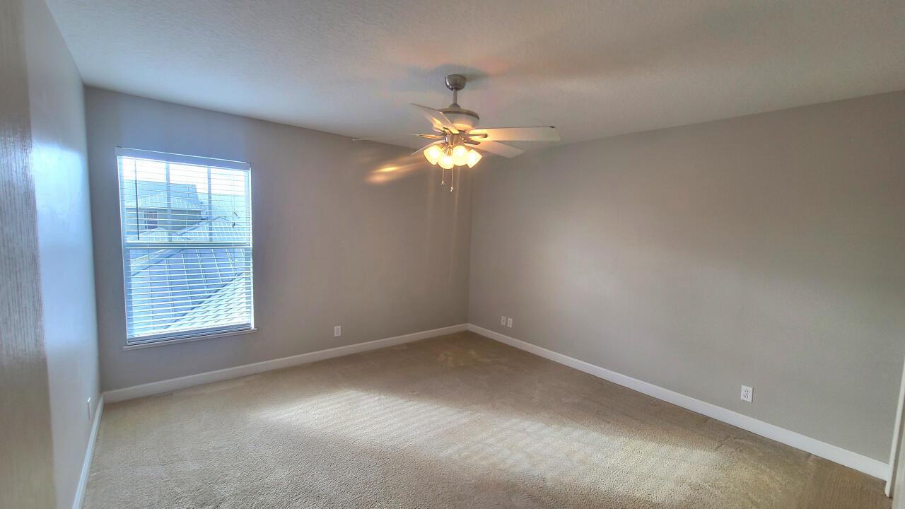 TRADITION PLAT NO 8 - Residential Lease