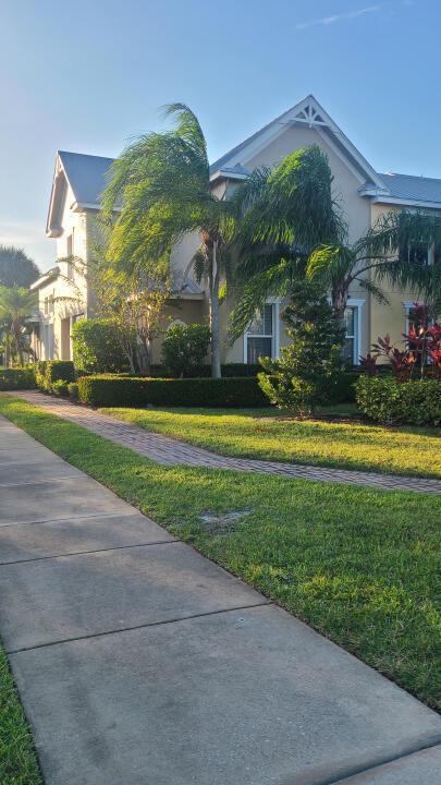 TRADITION PLAT NO 8 - Residential Lease