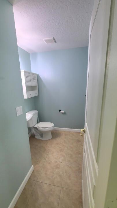 TRADITION PLAT NO 8 - Residential Lease