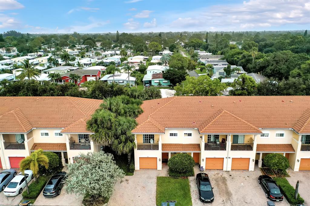 PINE KEY RESERVE CONDO - Residential