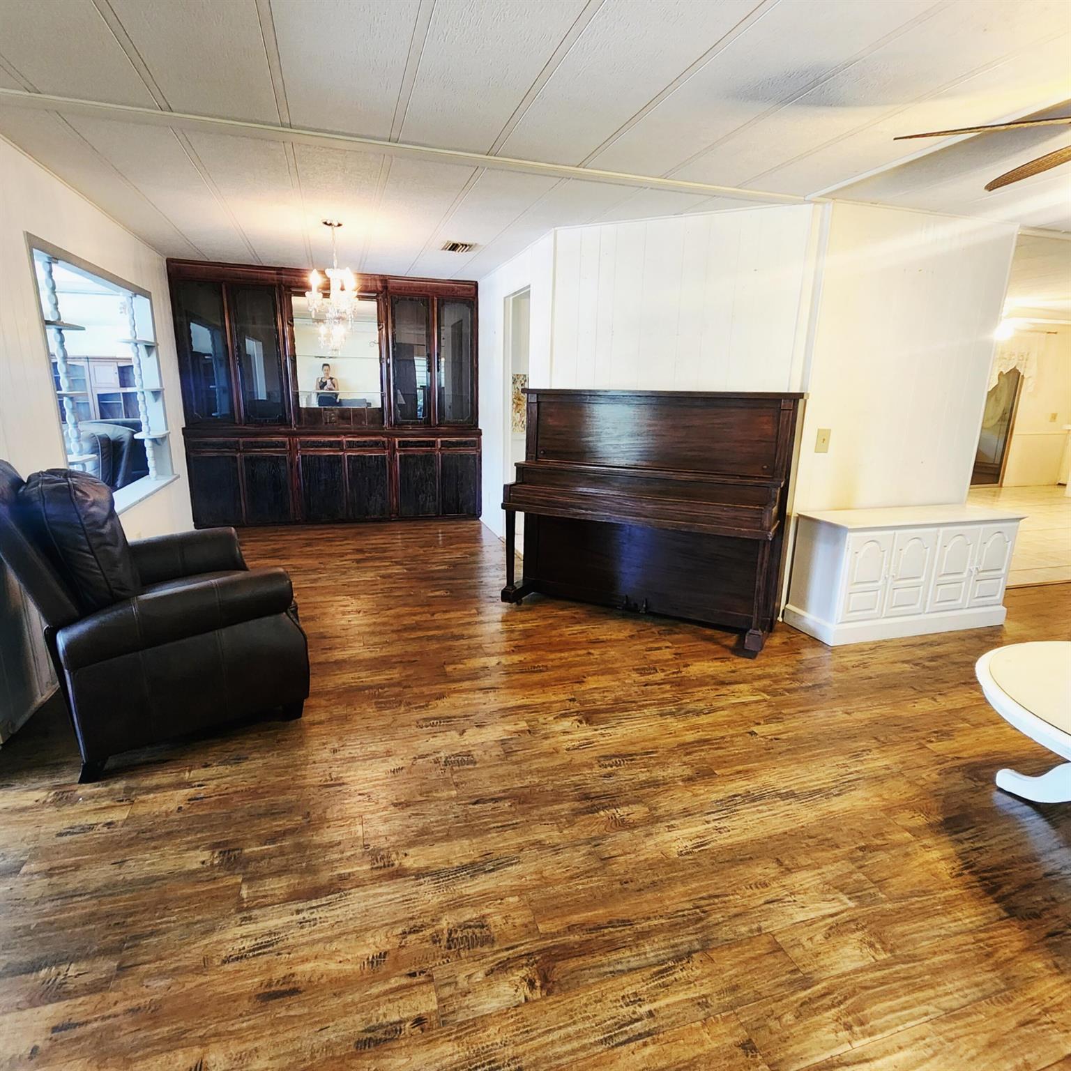 Spanish Lakes Golf Villag - Residential