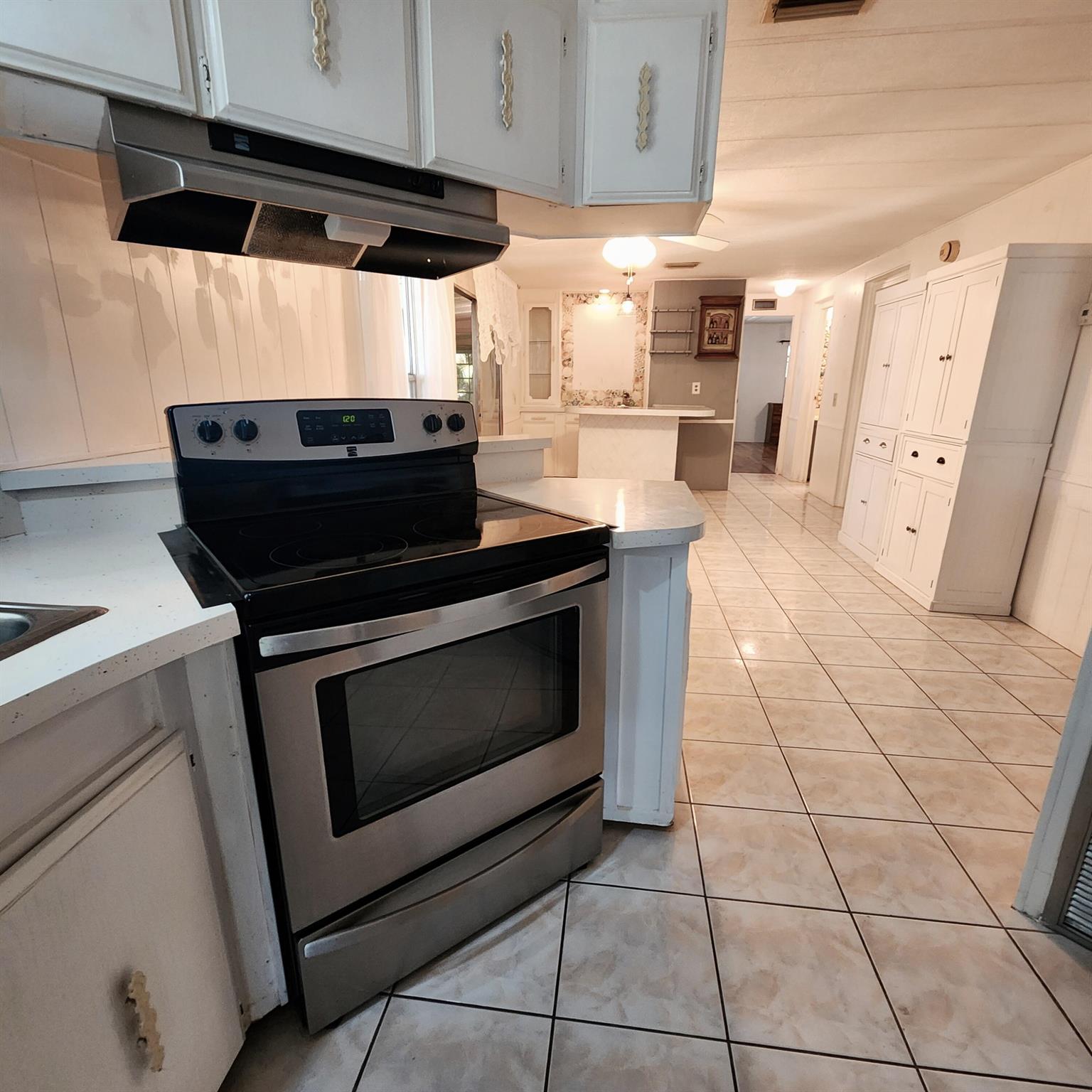 Spanish Lakes Golf Villag - Residential