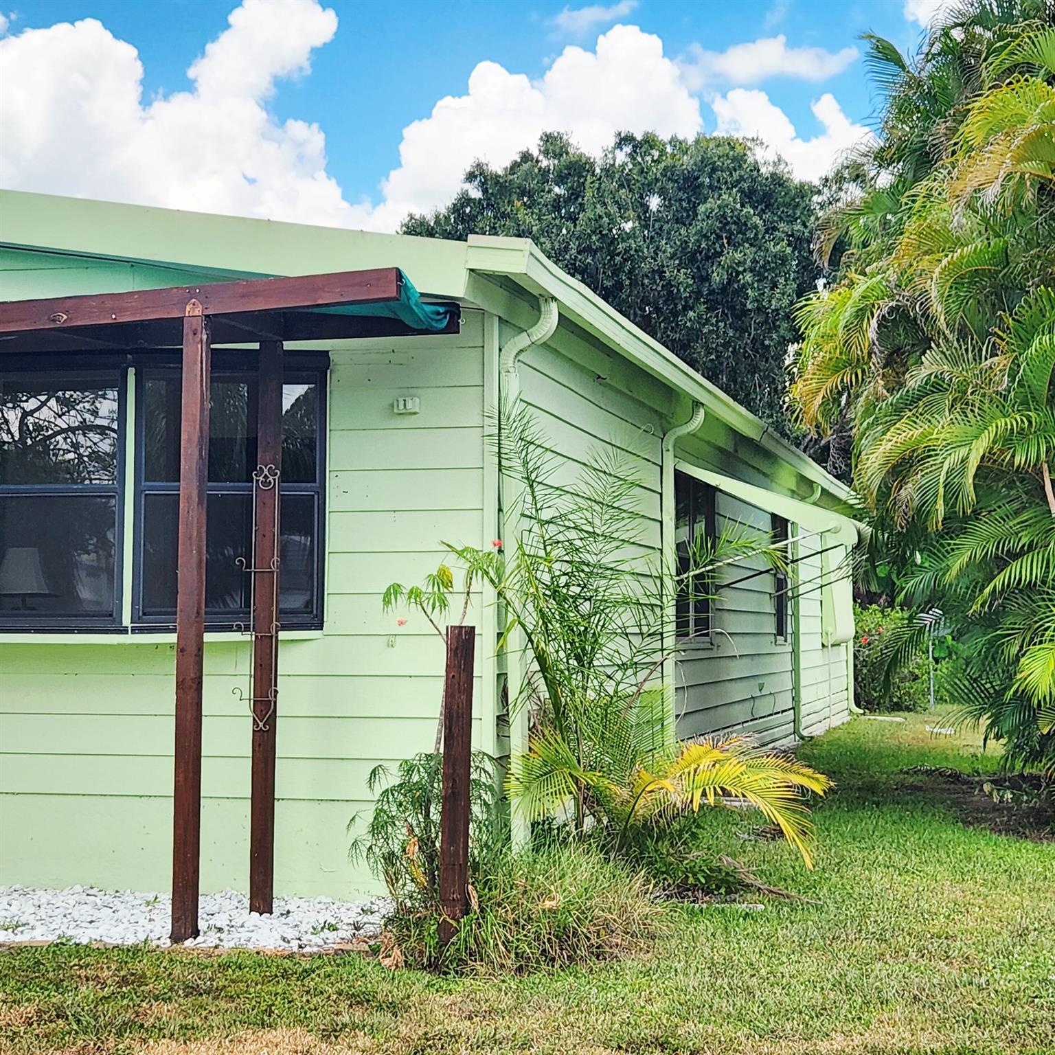 Spanish Lakes Golf Villag - Residential