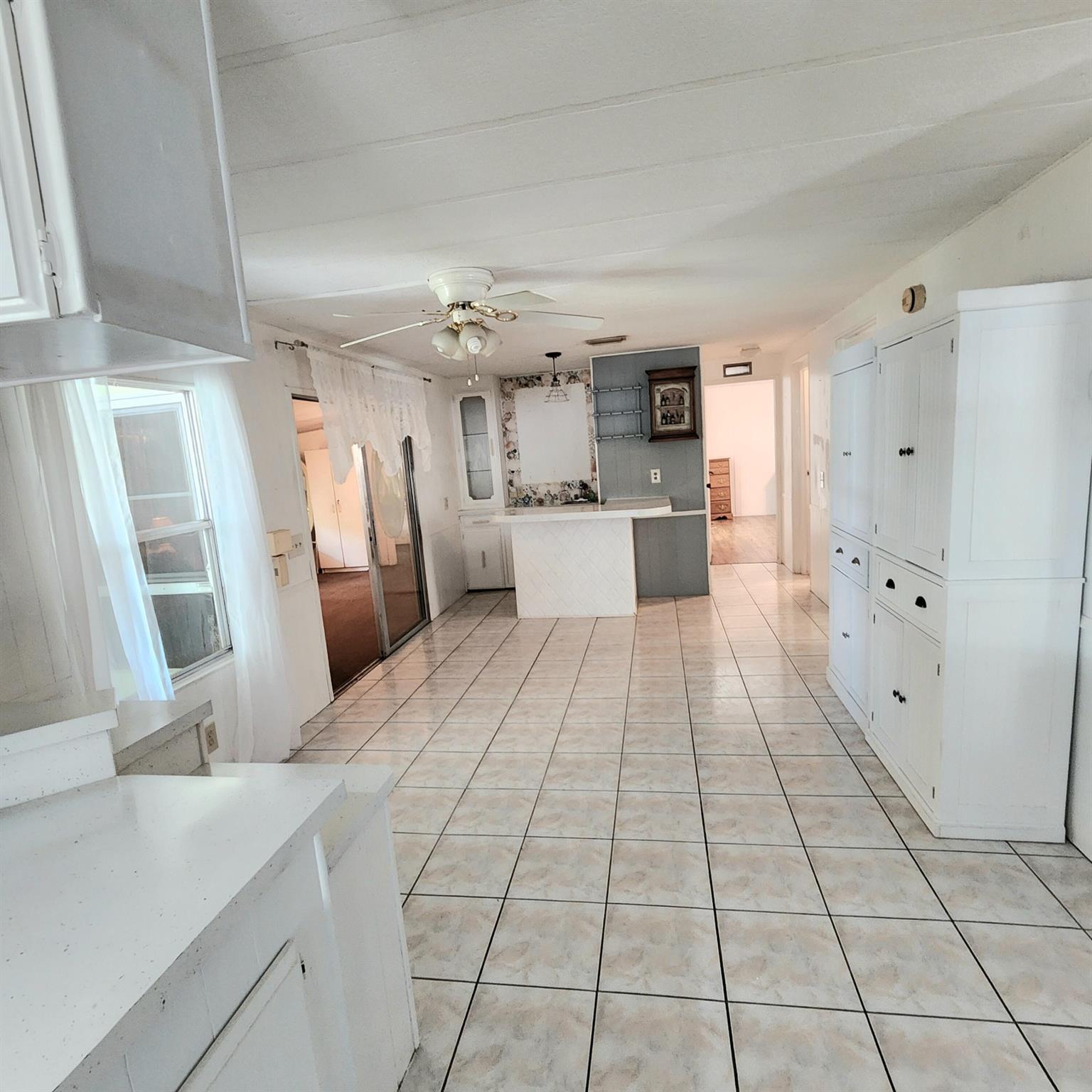 Spanish Lakes Golf Villag - Residential