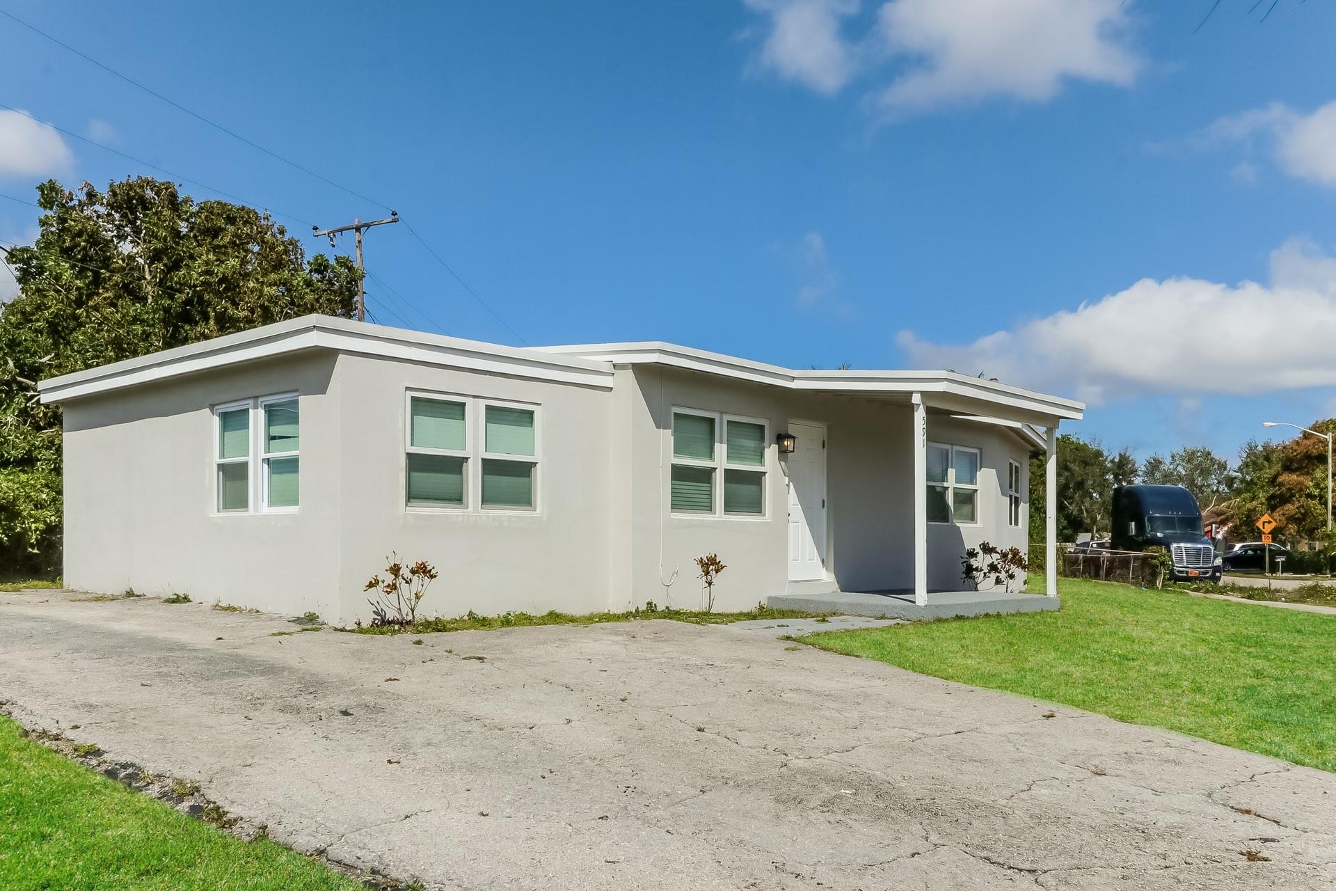 591 Seagrape Road