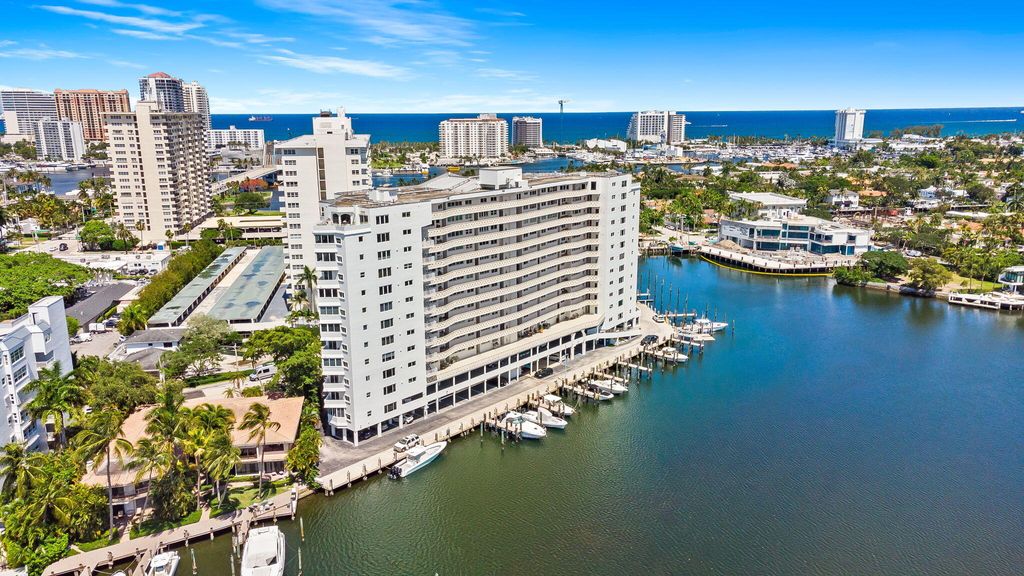Photo of 333 Sunset Drive #Apt 1008, Fort Lauderdale, FL 33301 (MLS # B26029881)
