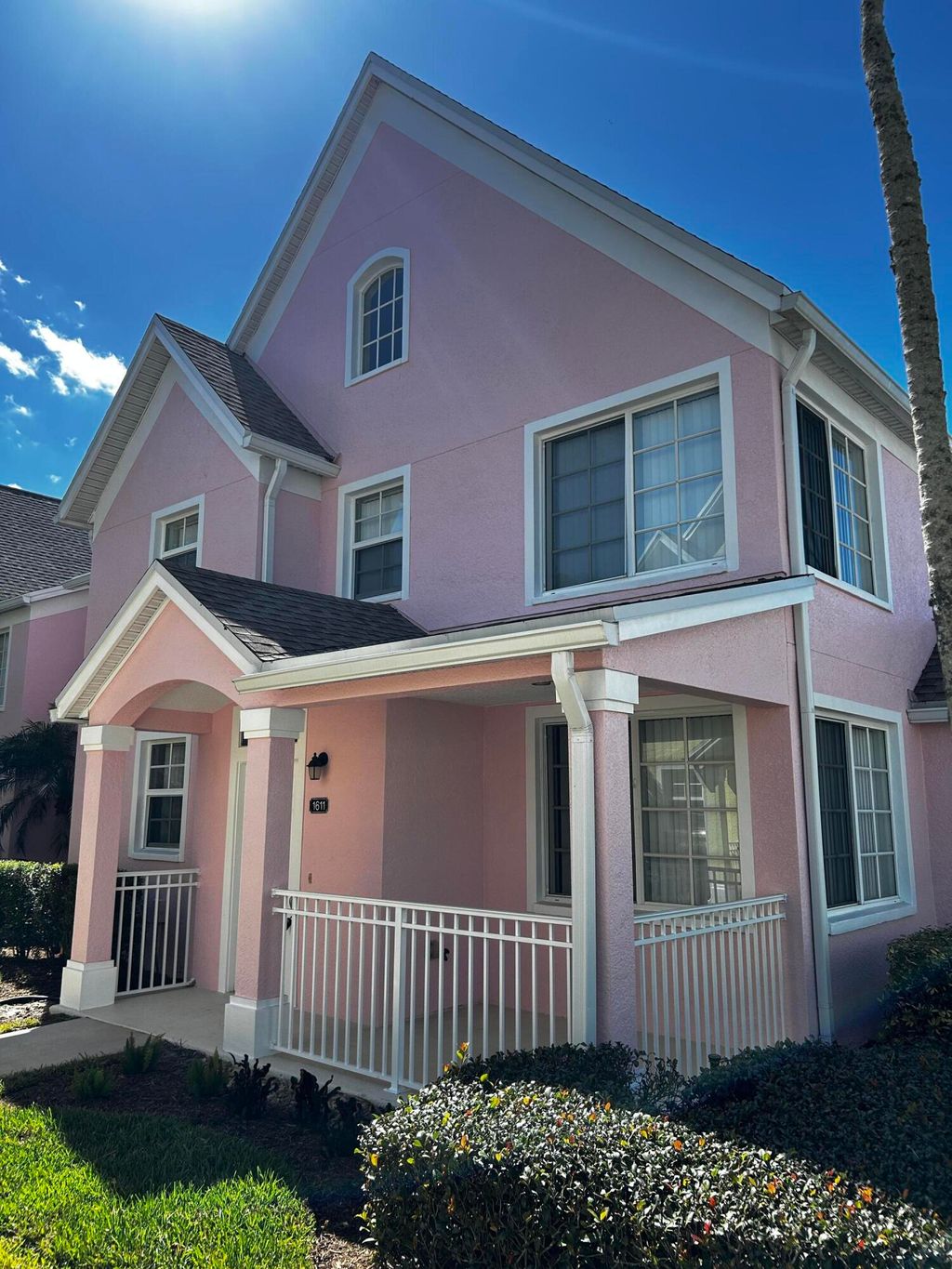 Photo of 1611 SE Pomeroy Street, Stuart, FL 34997 (MLS # R11161721)