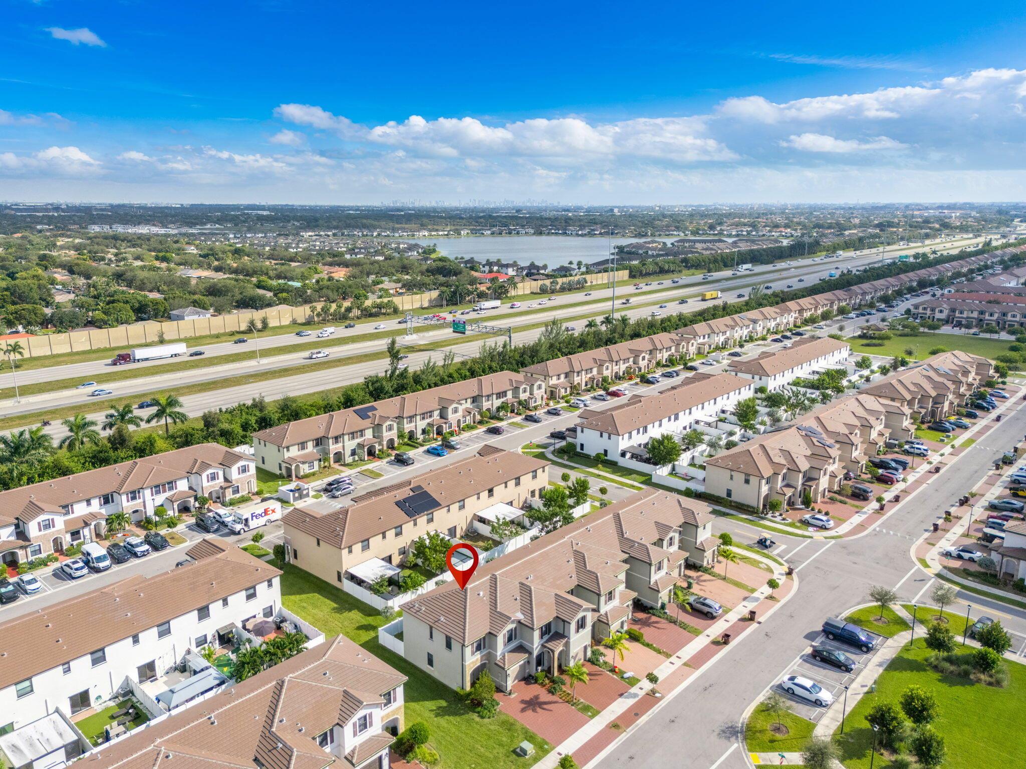 AQUABELLA NORTH REPLAT - Residential Lease