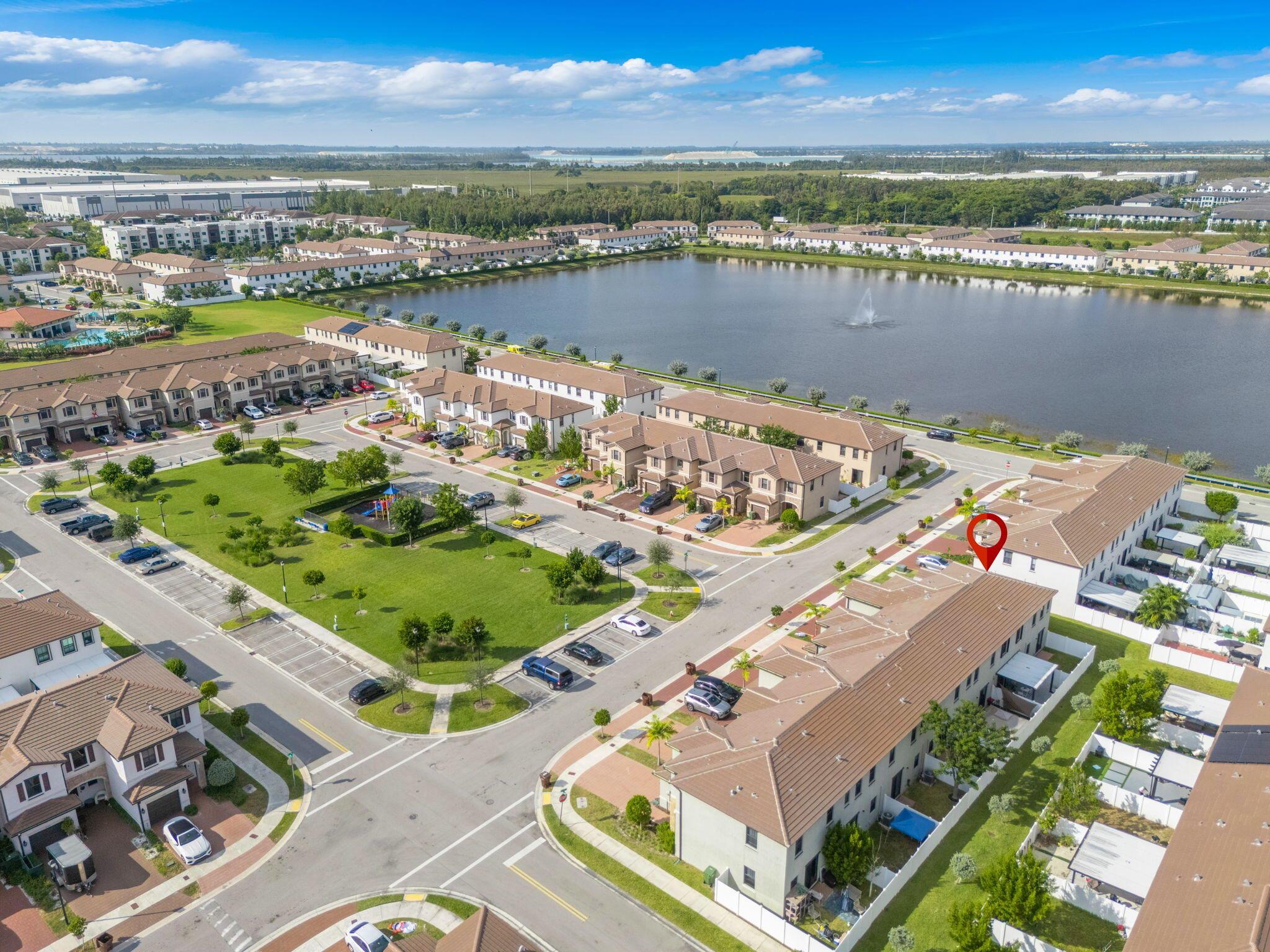 AQUABELLA NORTH REPLAT - Residential Lease