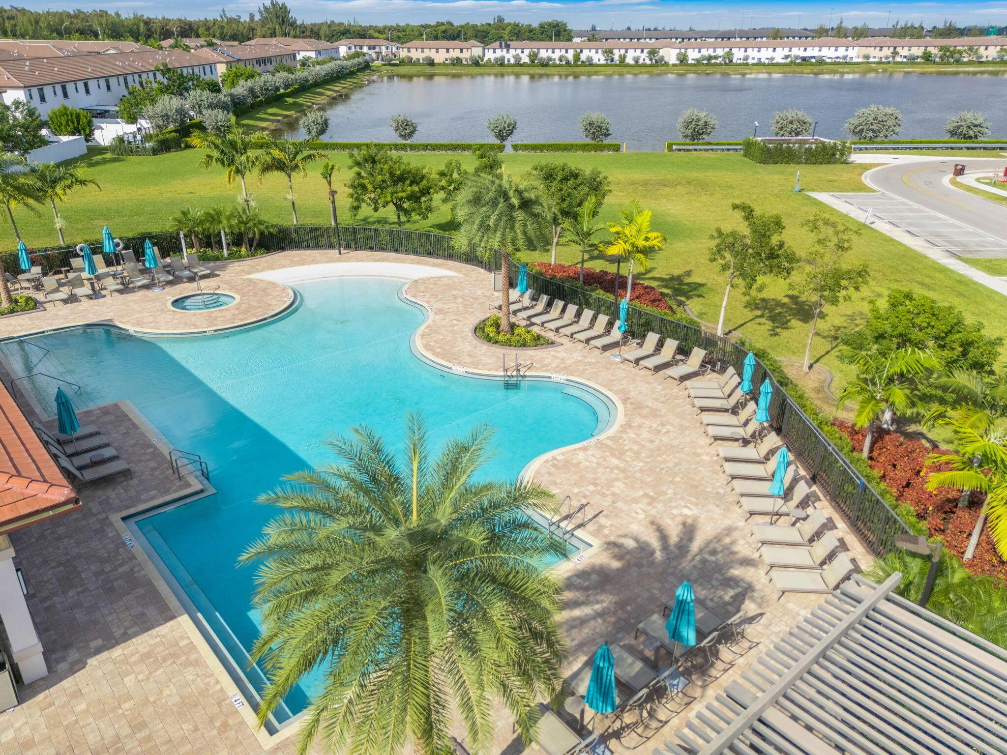 AQUABELLA NORTH REPLAT - Residential Lease