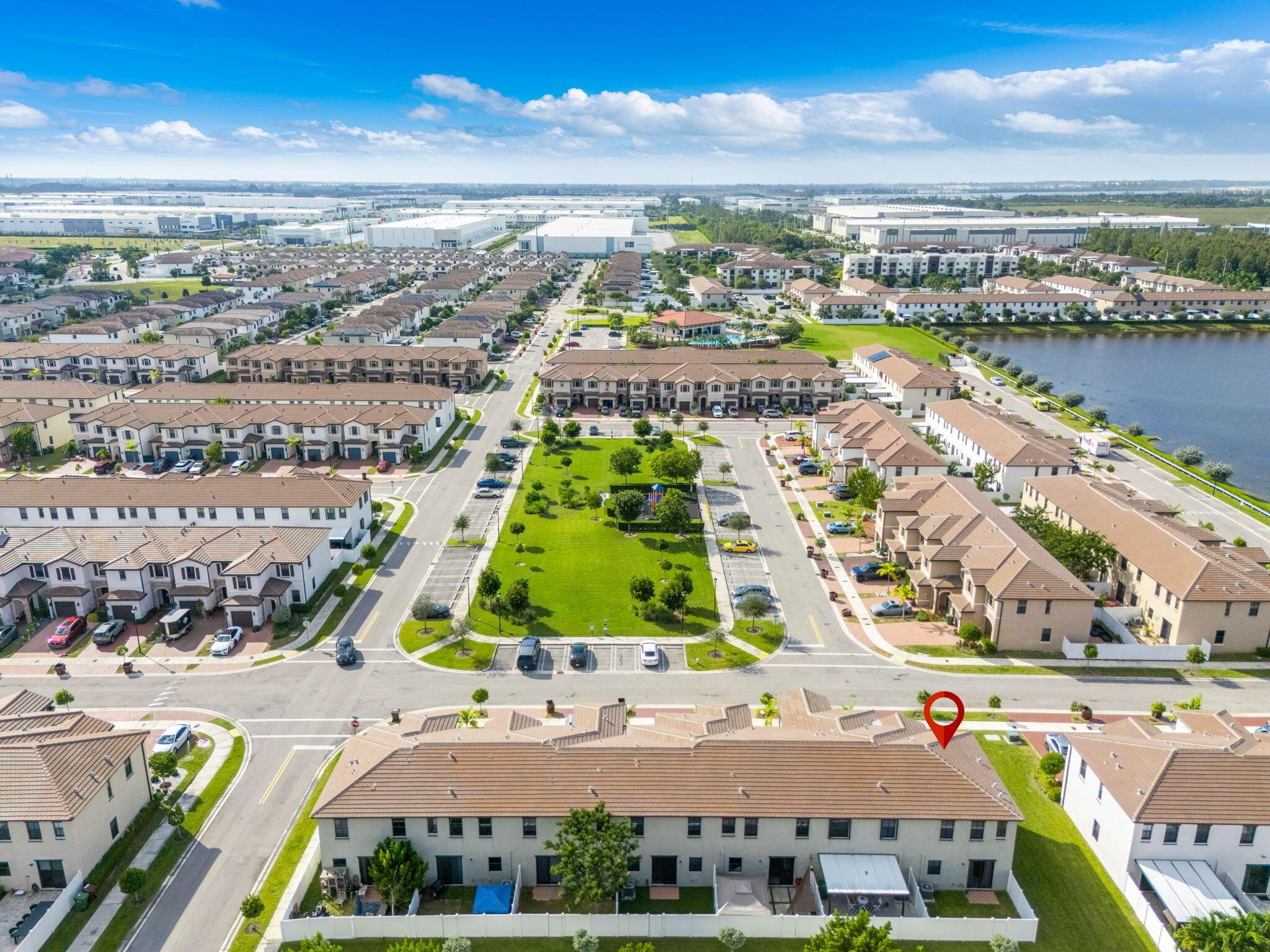 AQUABELLA NORTH REPLAT - Residential Lease