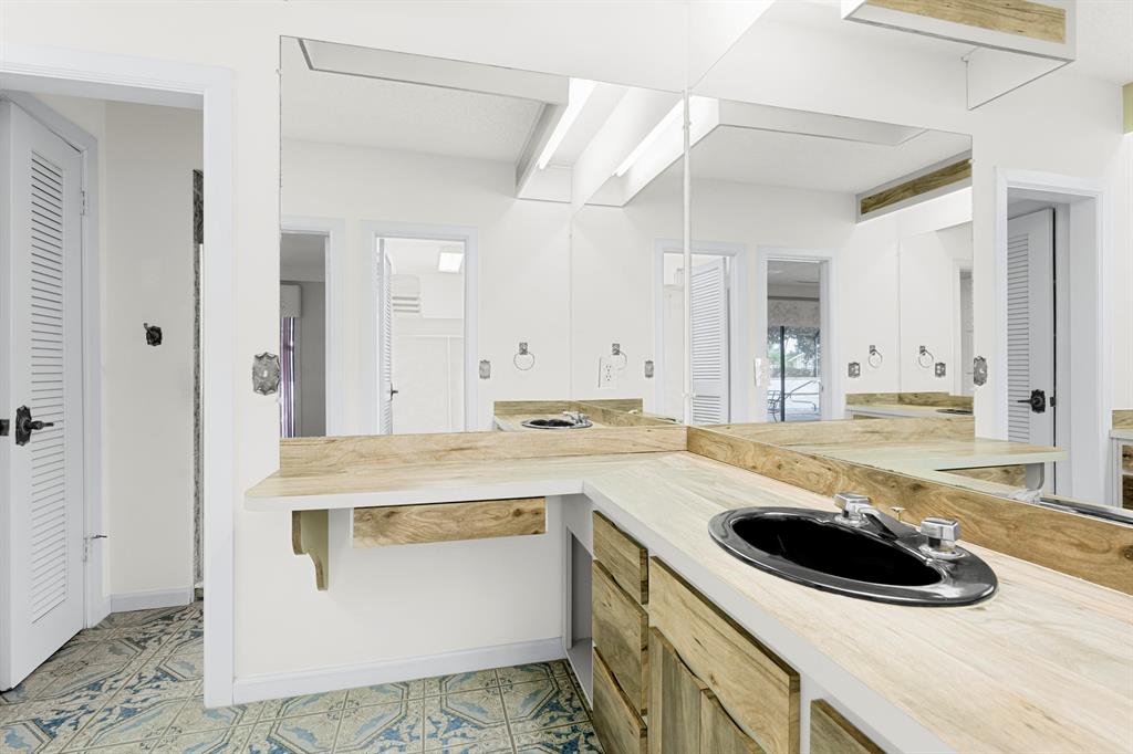 SOUTH PORT ST LUCIE UNIT 8 - Residential