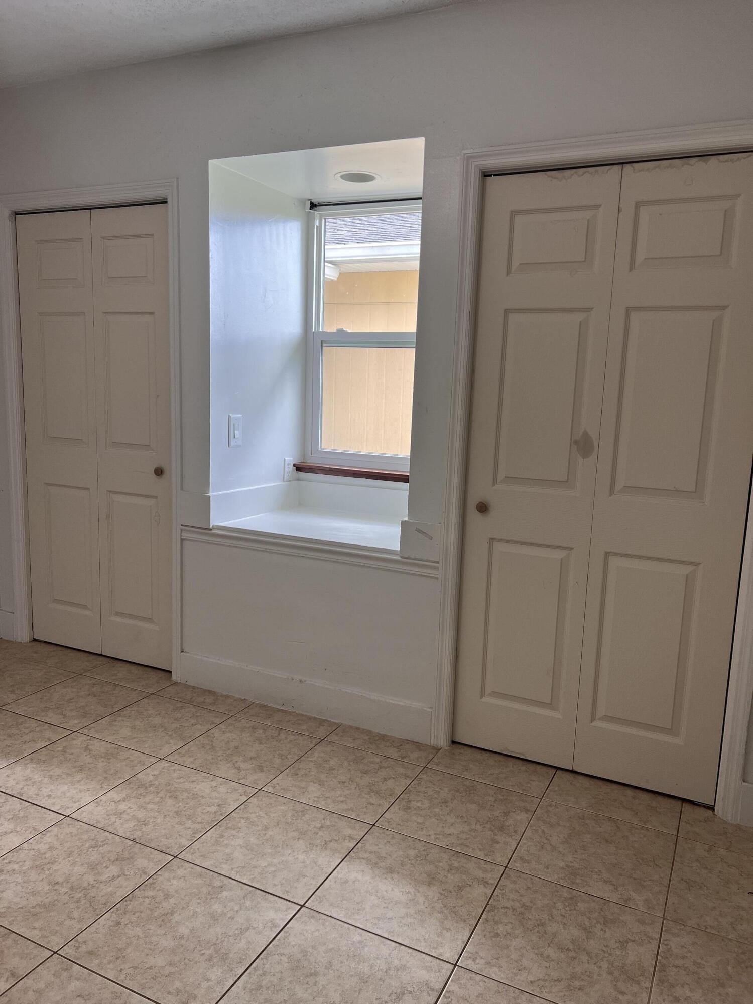 PORT ST LUCIE SECTION 13 - Residential Lease