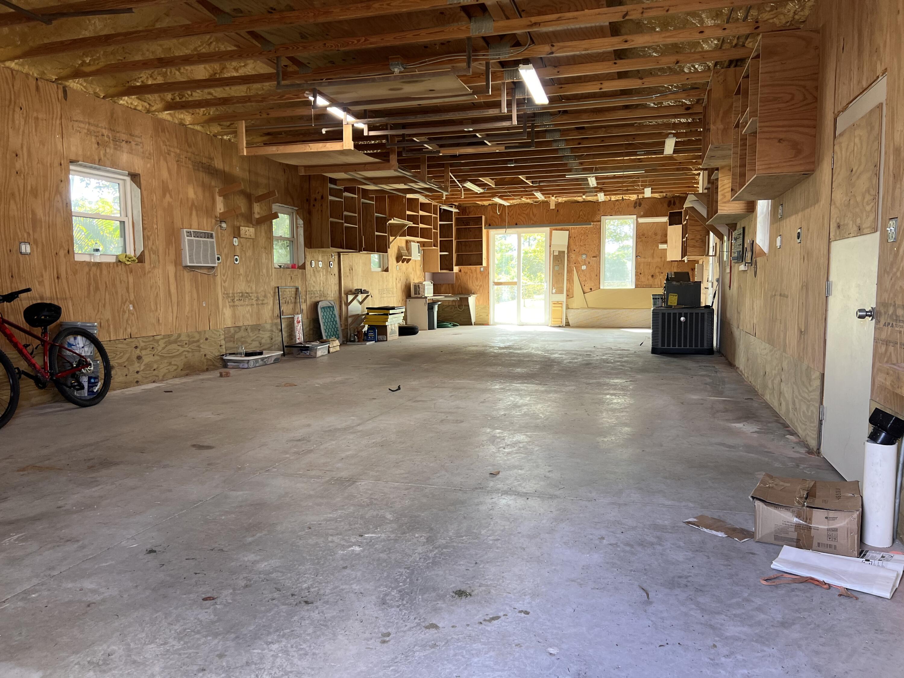 PORT ST LUCIE SECTION 13 - Residential Lease