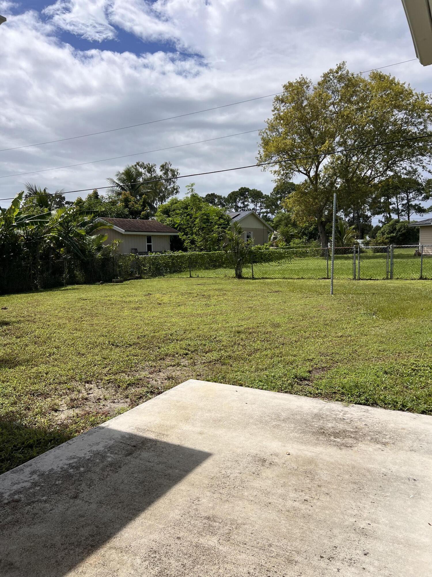 PORT ST LUCIE SECTION 13 - Residential Lease