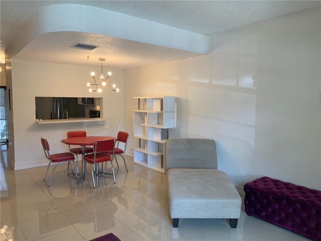 Coral Reef Club - Residential